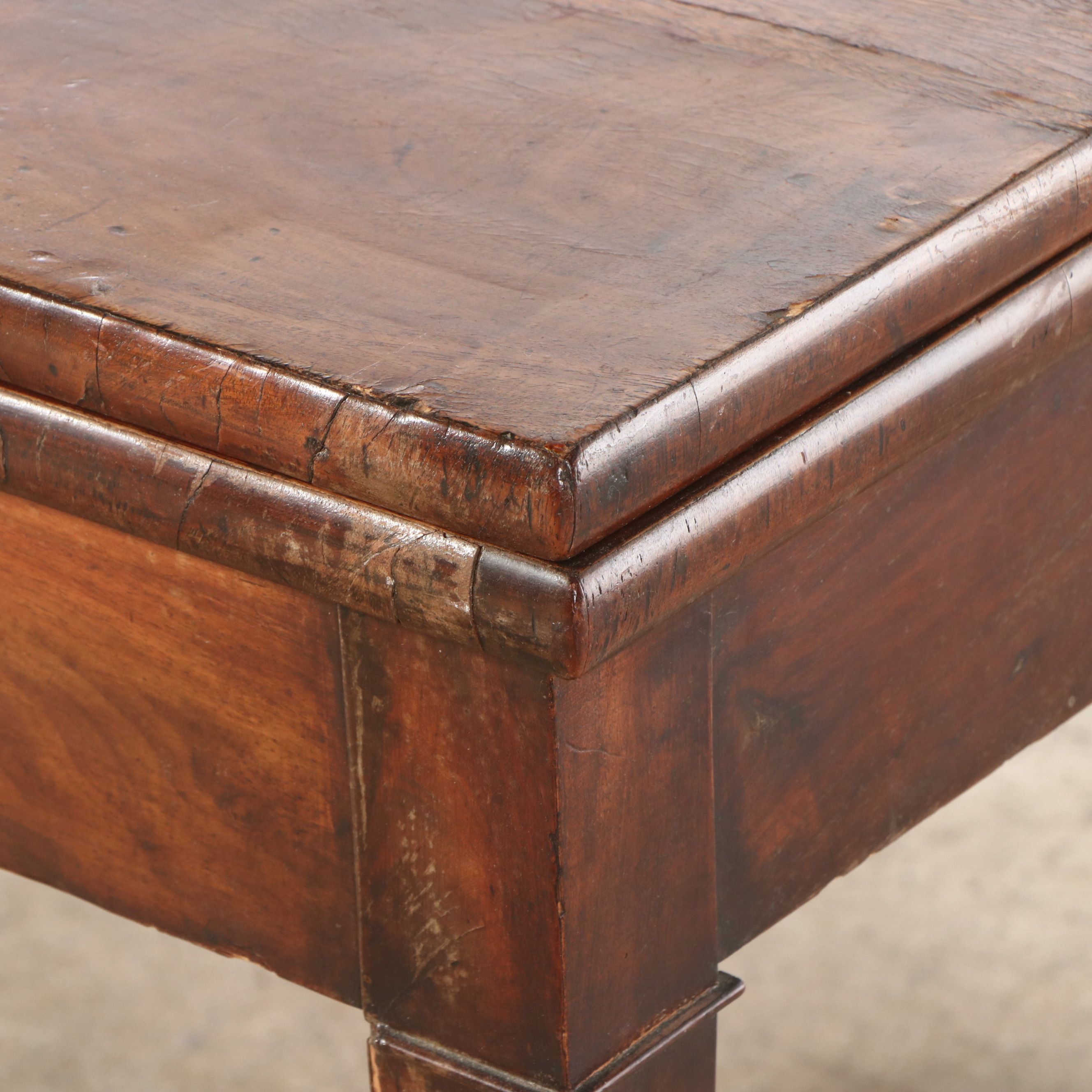 Georgian Sheraton Style Walnut Games Table w/ Felt Top, Late 18th to Mid-19th C.