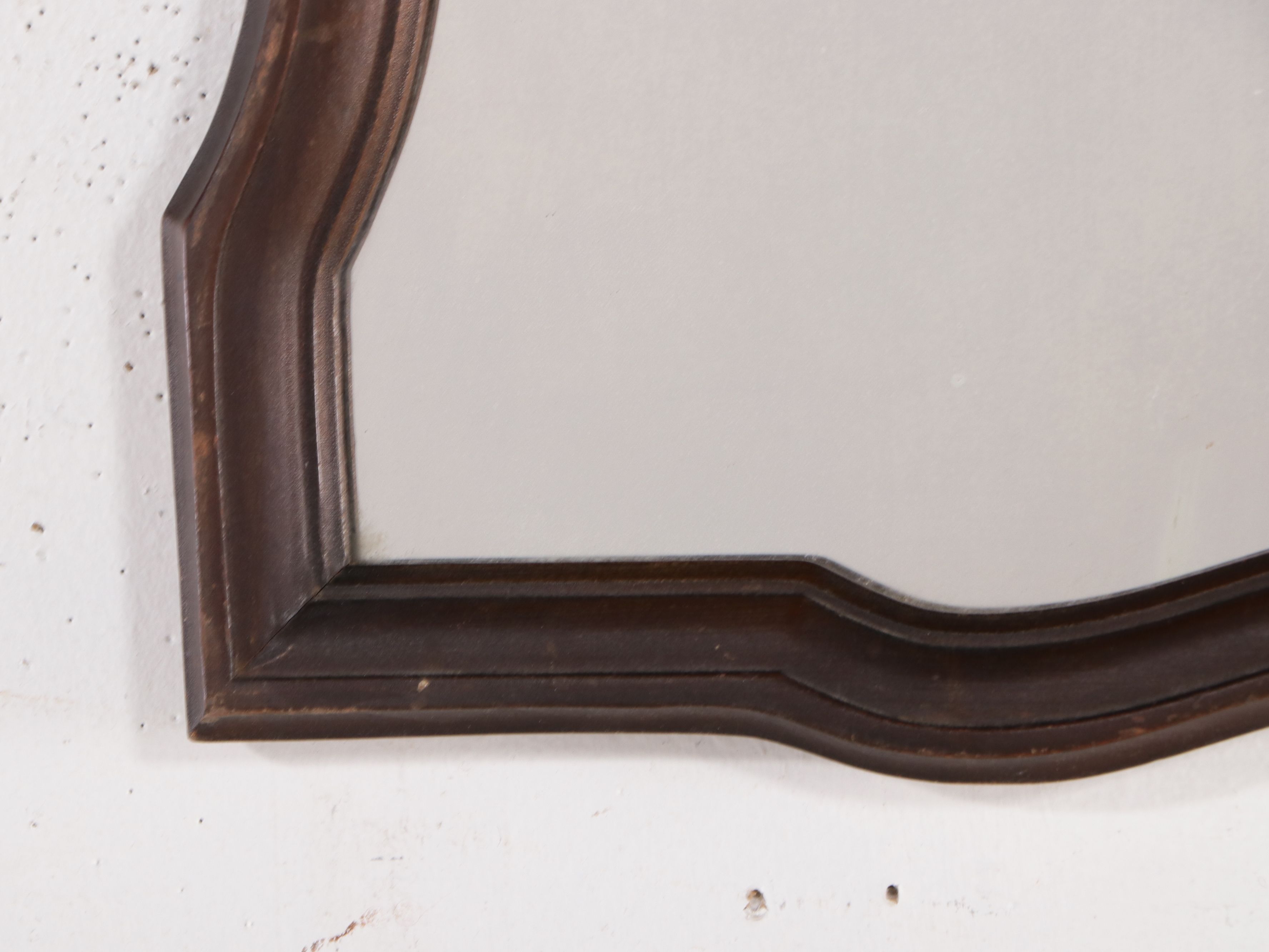 Hepplewhite Style Walnut Finish Shield Shaped Wall Mirror, Early 20th Century