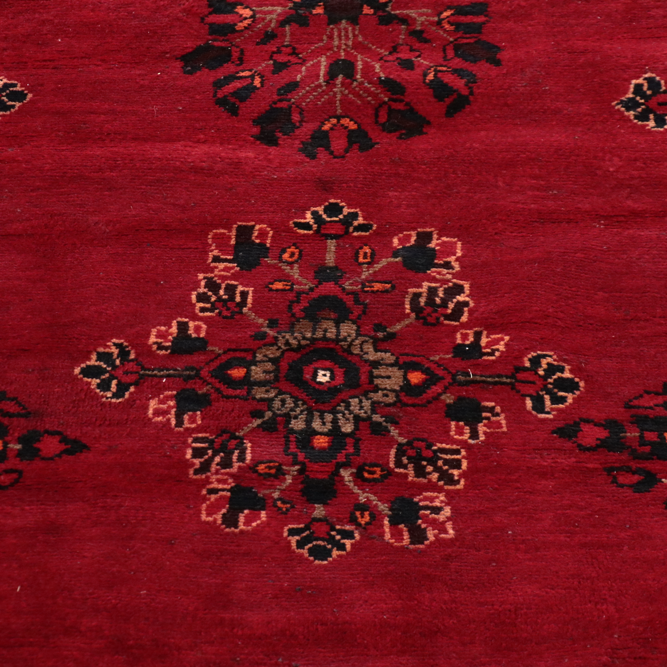 4'5 x 6'10 Hand-Knotted Persian Sarouk Area Rug