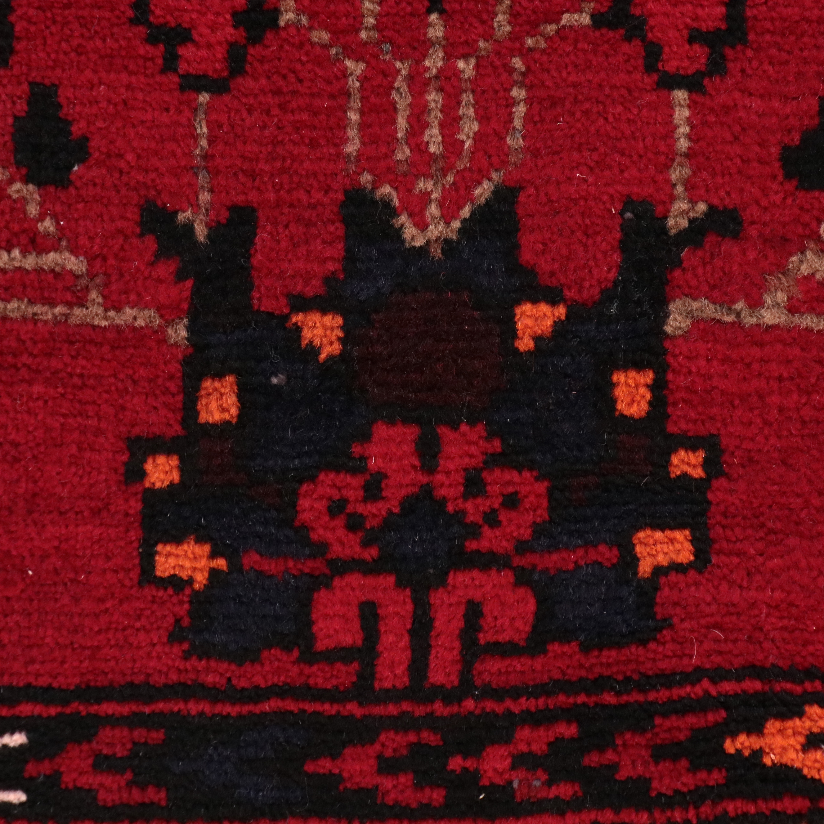 4'5 x 6'10 Hand-Knotted Persian Sarouk Area Rug