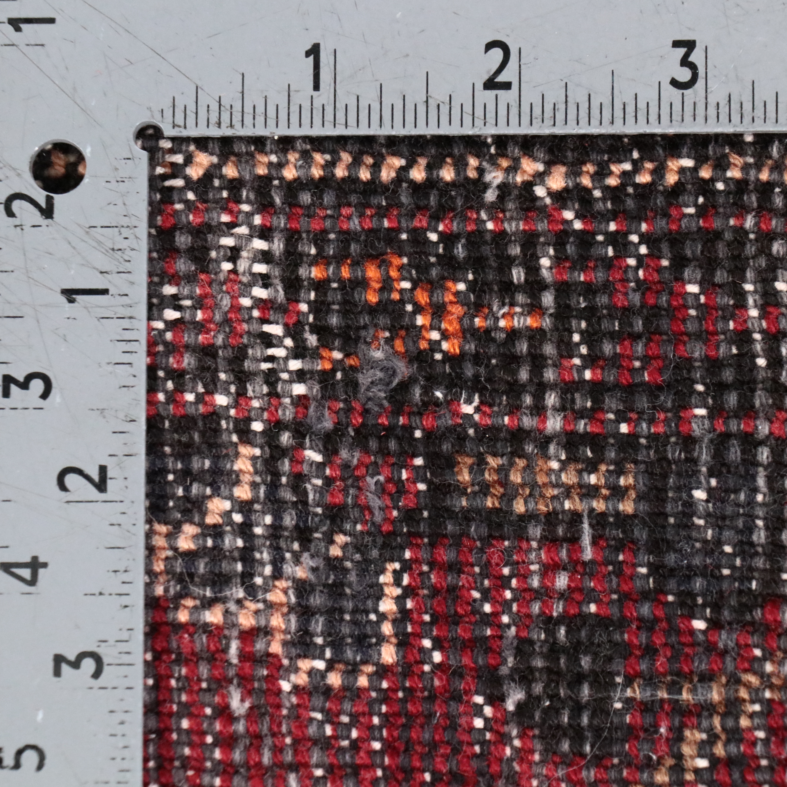 4'5 x 6'10 Hand-Knotted Persian Sarouk Area Rug