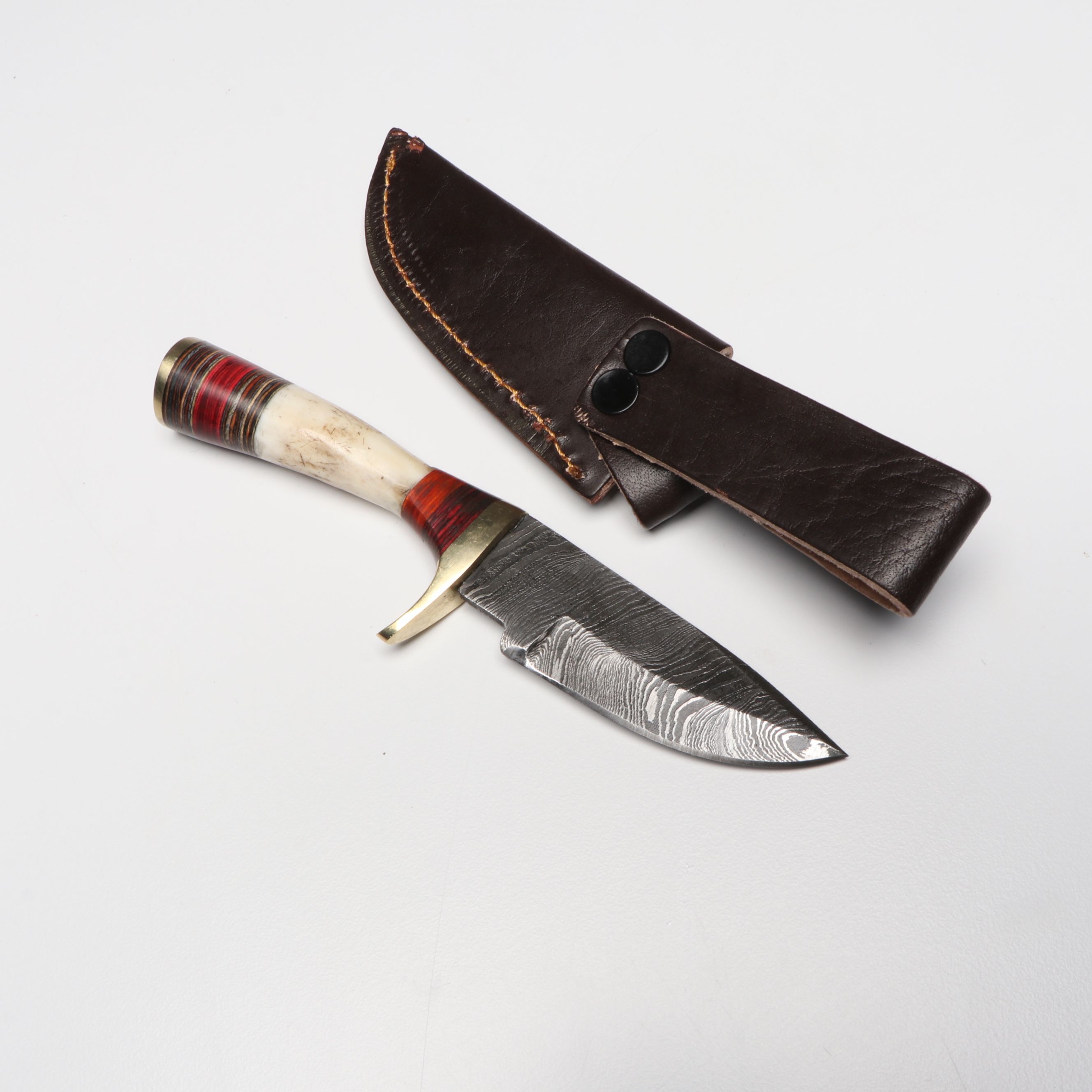 Damascus Steel Skinner Knives in Leather Scabbards