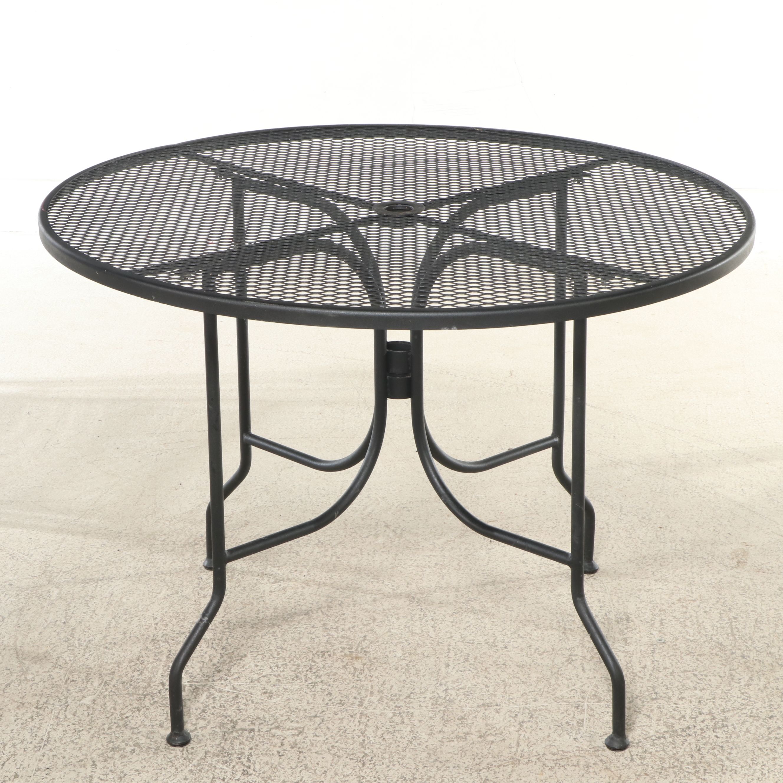 Russell Woodard Attr. Patio Dining Table with Six Barrel-Back Chairs