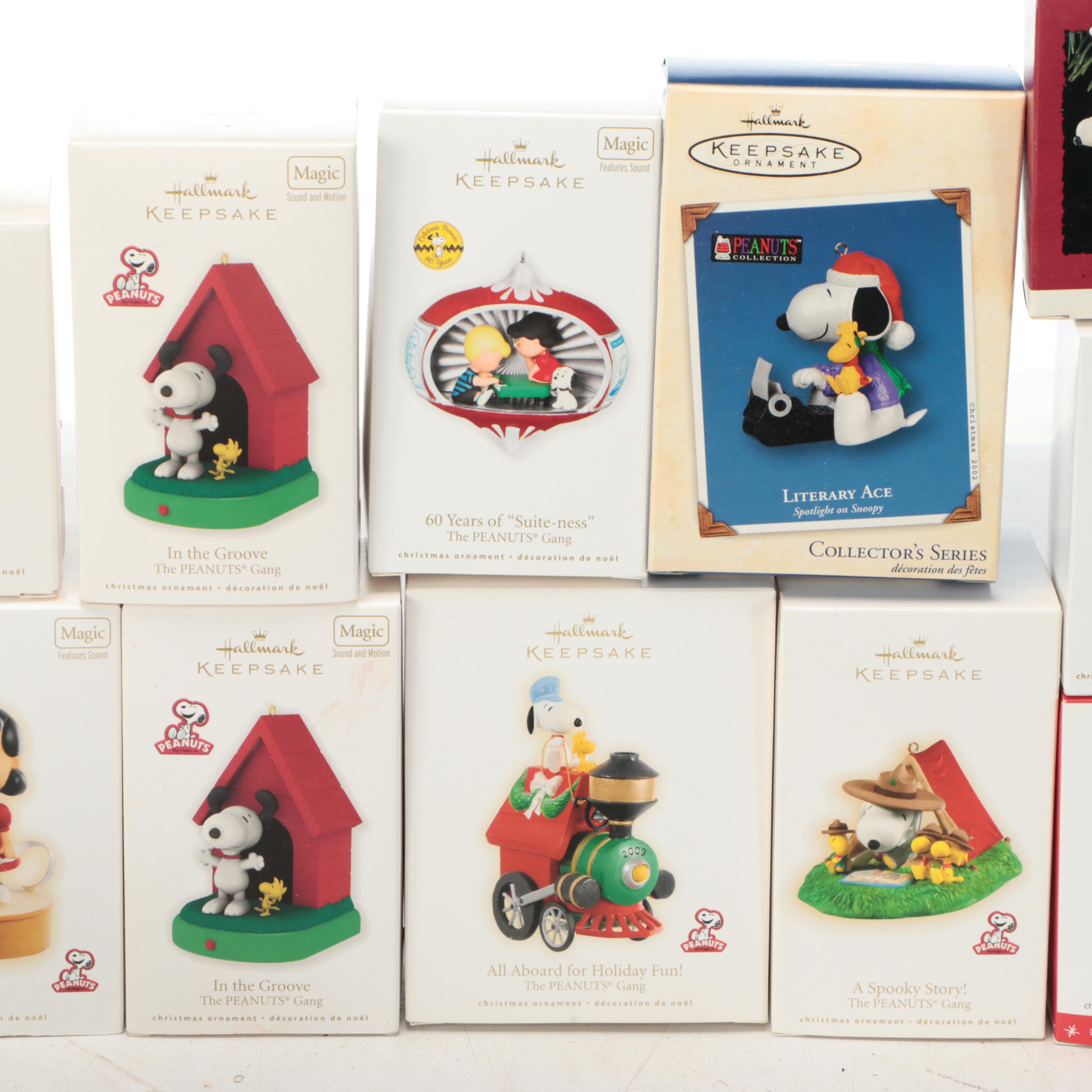 Norman Rockwell "The American Family" Figurine, "Peanuts" Ornaments & More Décor