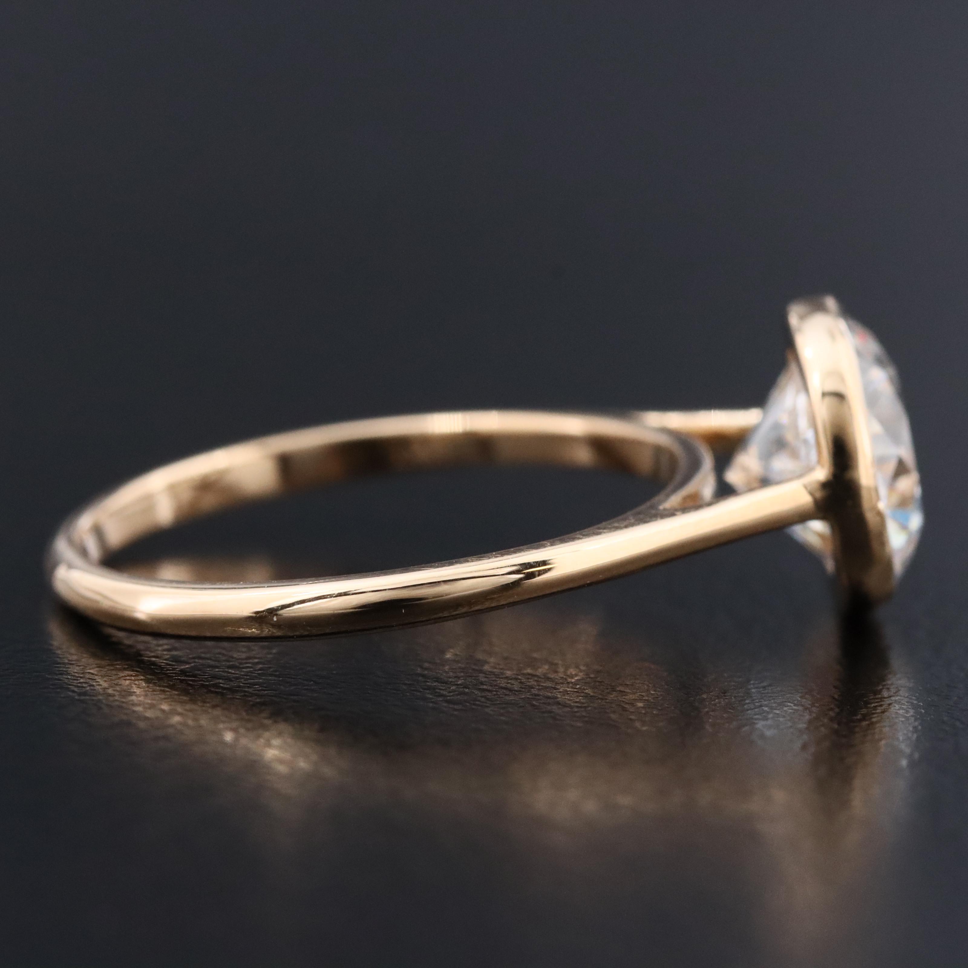 18K 2.51 CT Lab Grown Diamond Solitaire Ring with IGI Report