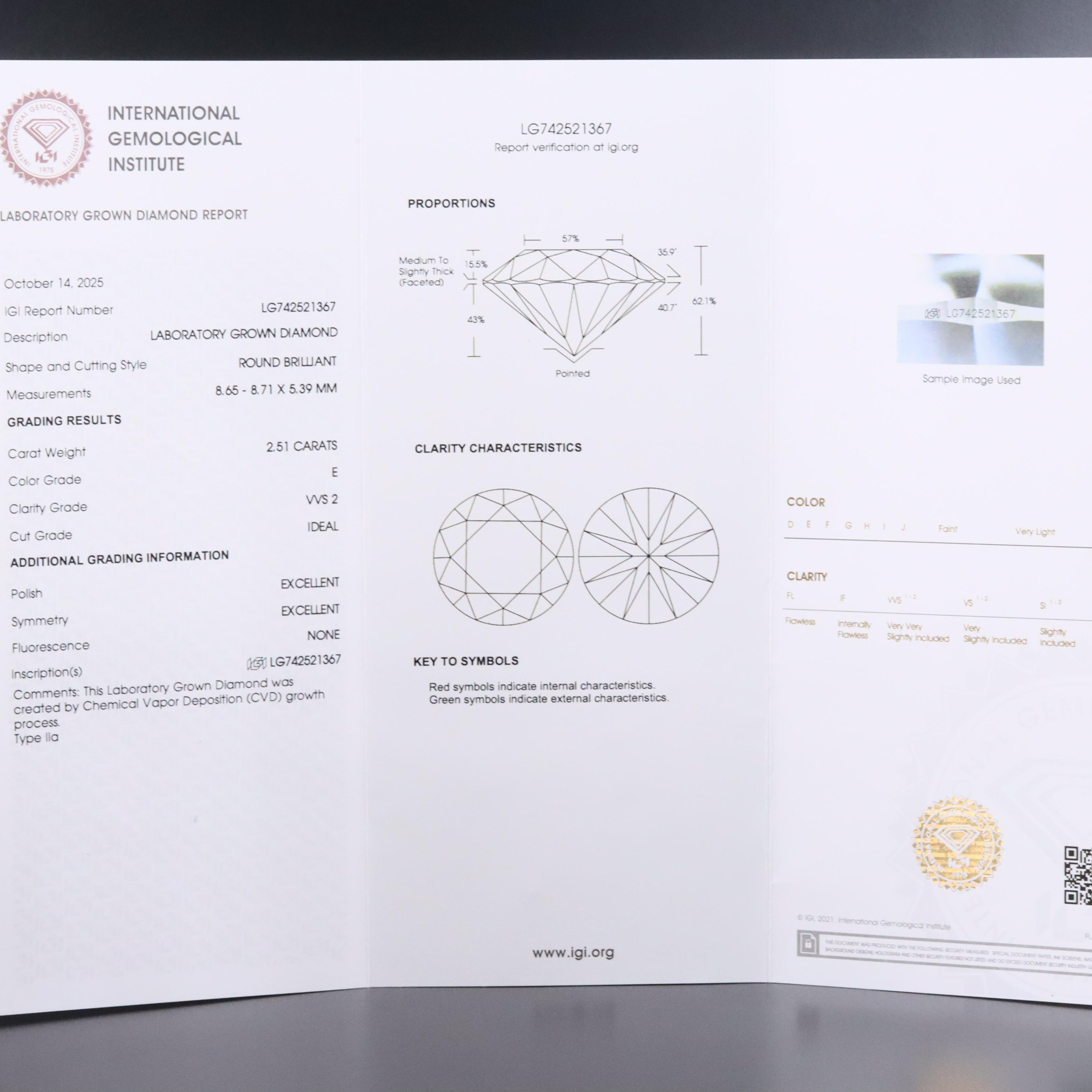 18K 2.51 CT Lab Grown Diamond Solitaire Ring with IGI Report