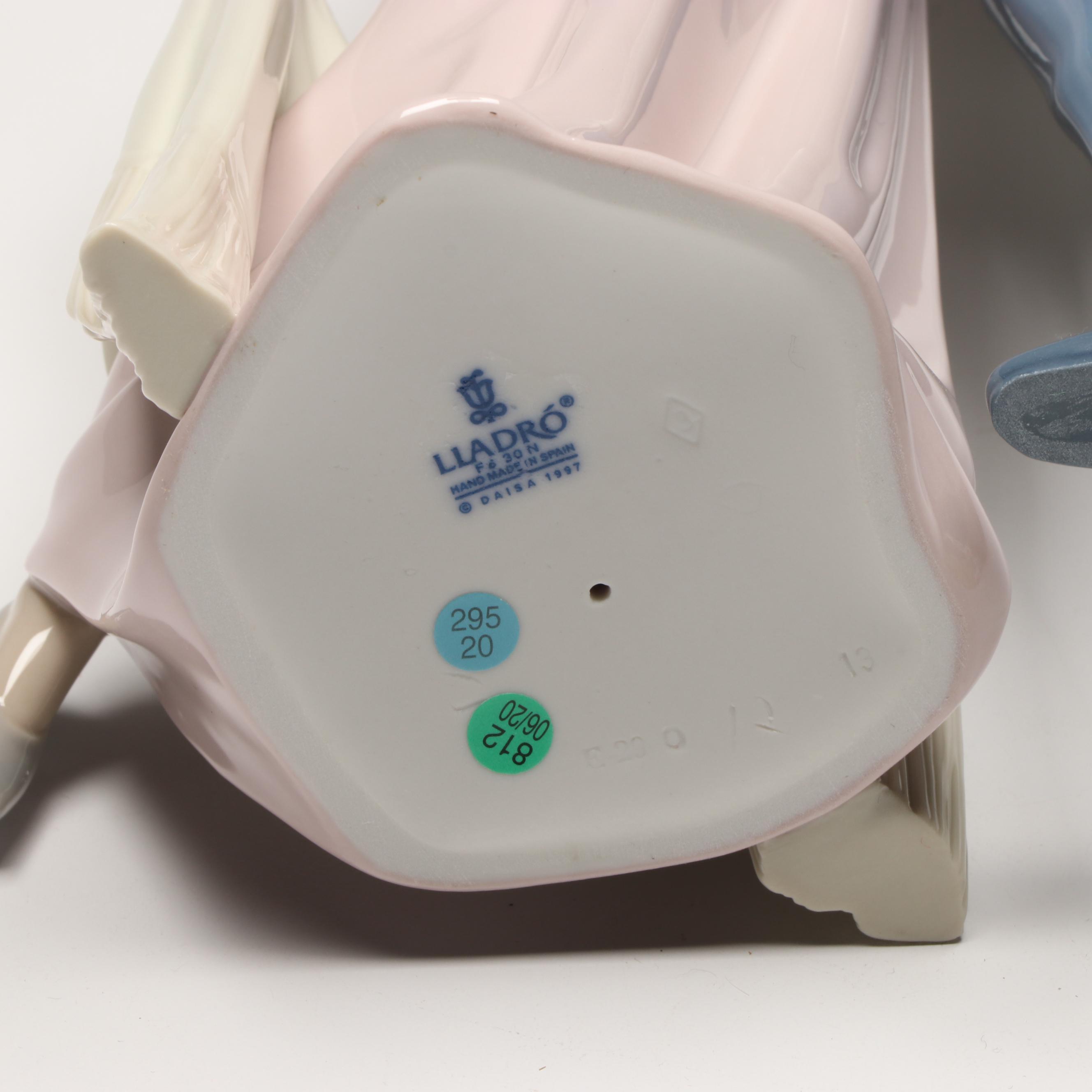 Lladró "Happy Anniversary" Porcelain Figurine, 1997