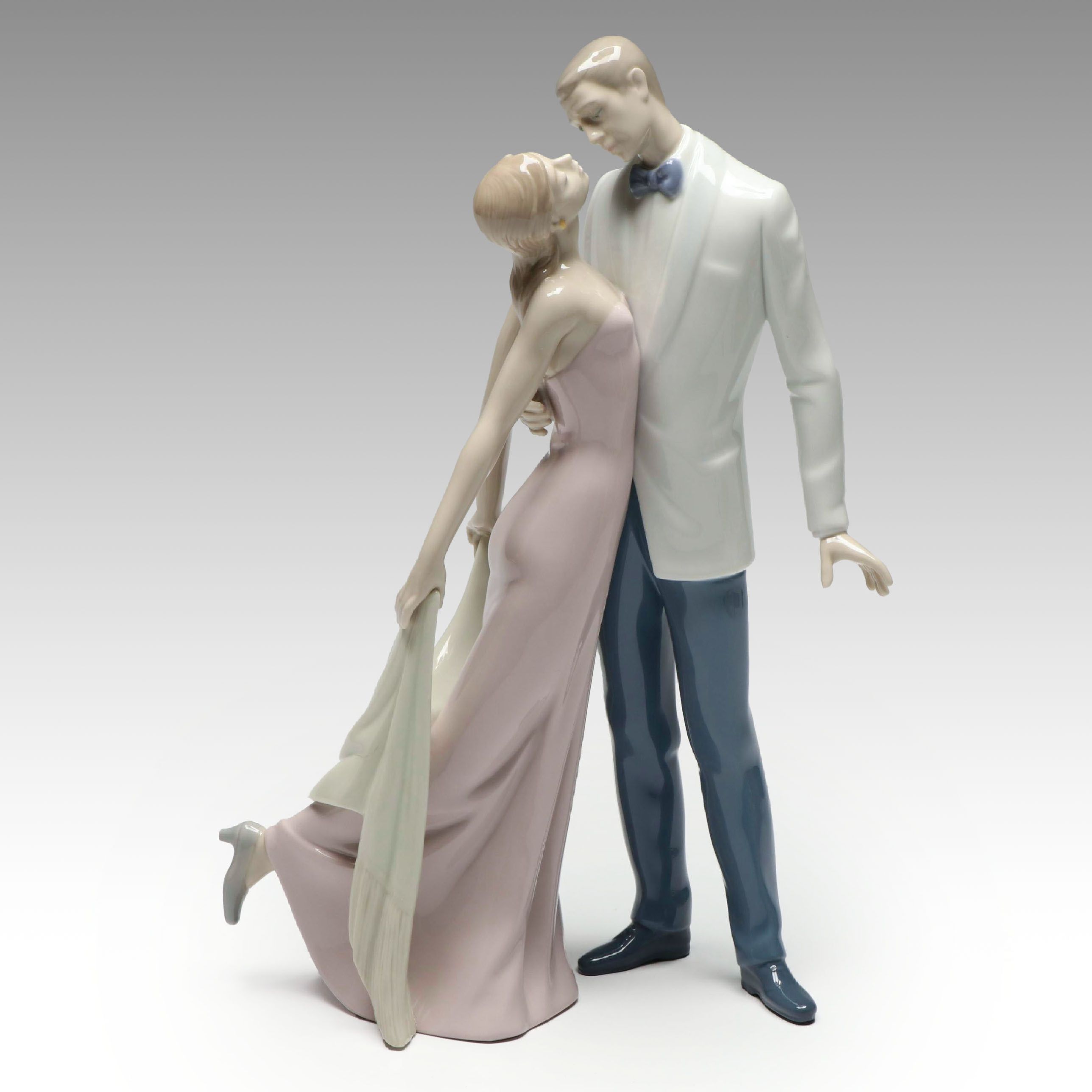 Lladró "Happy Anniversary" Porcelain Figurine, 1997