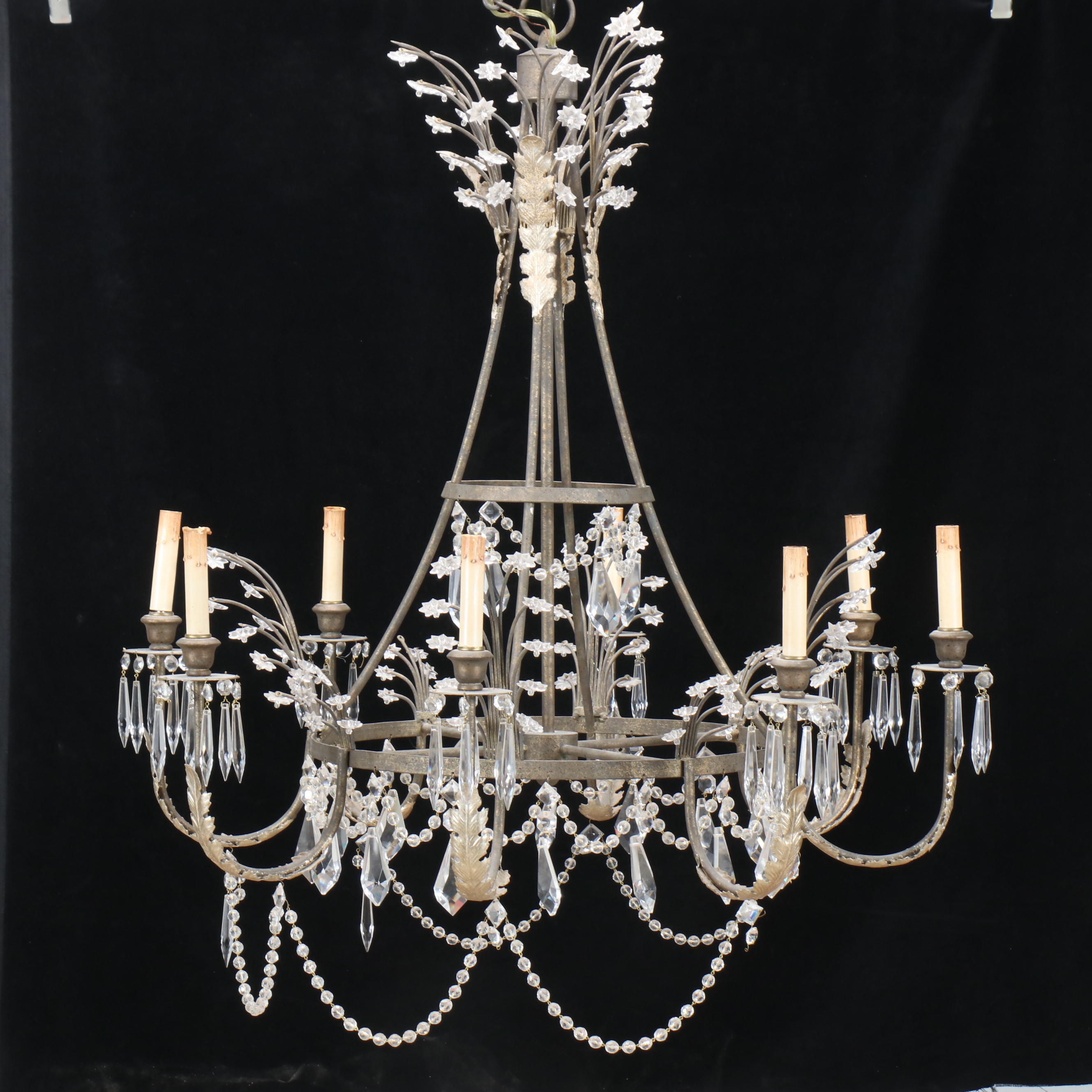 Niermann Weeks "Swedish" for Currey & Co. Cascading Glass Eight-Arm Chandelier