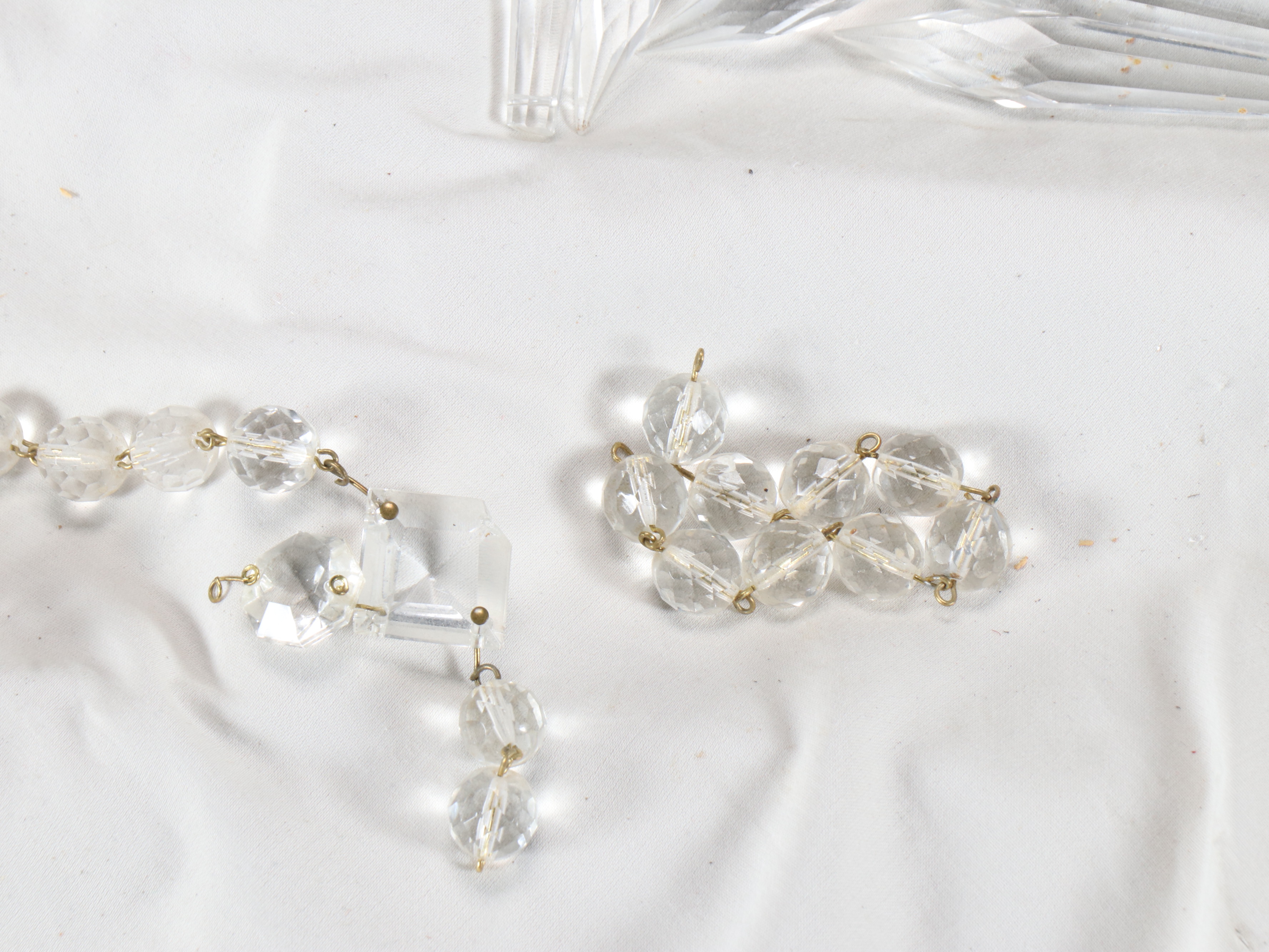 Niermann Weeks "Swedish" for Currey & Co. Cascading Glass Eight-Arm Chandelier