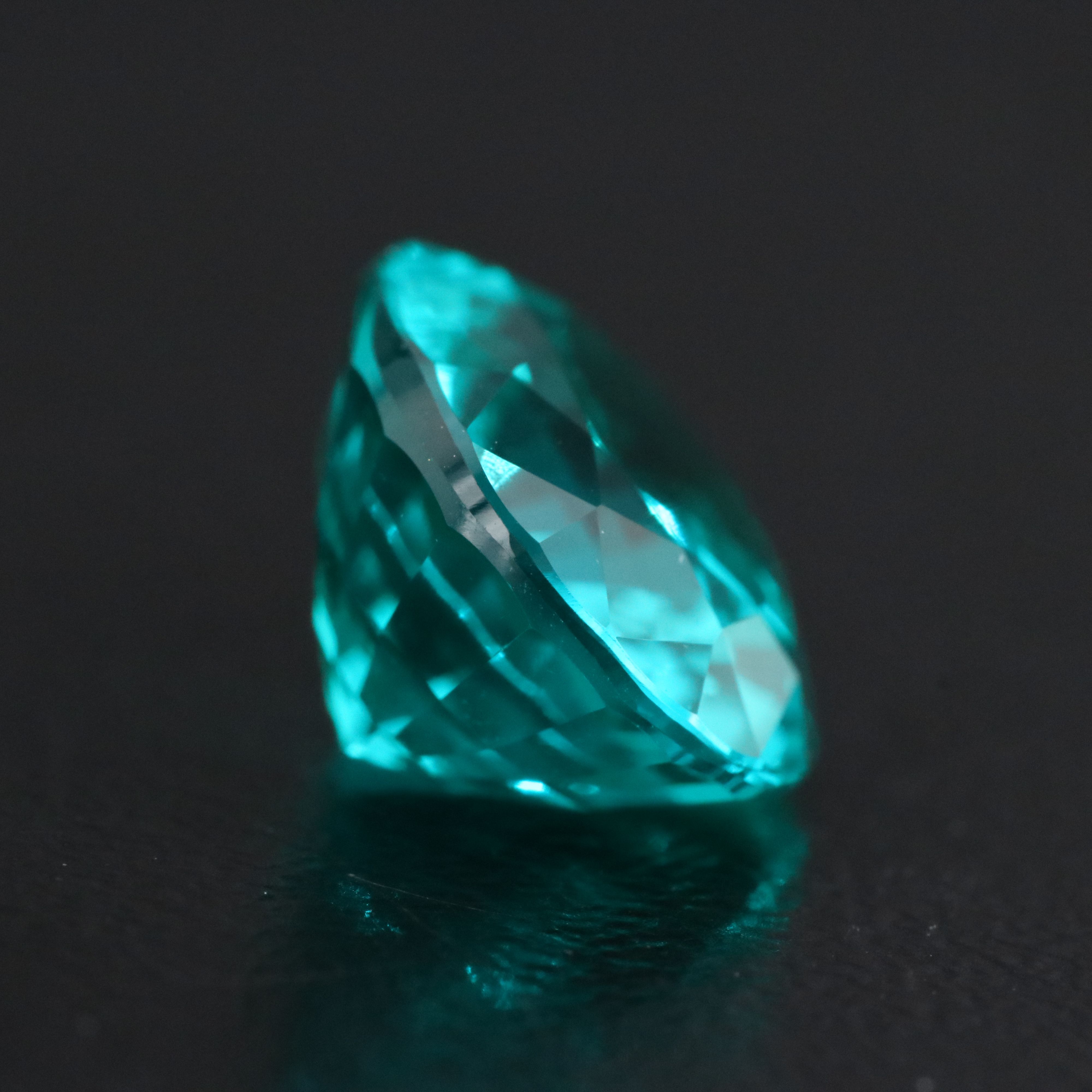 Loose 3.55 CT Lab Grown Emerald