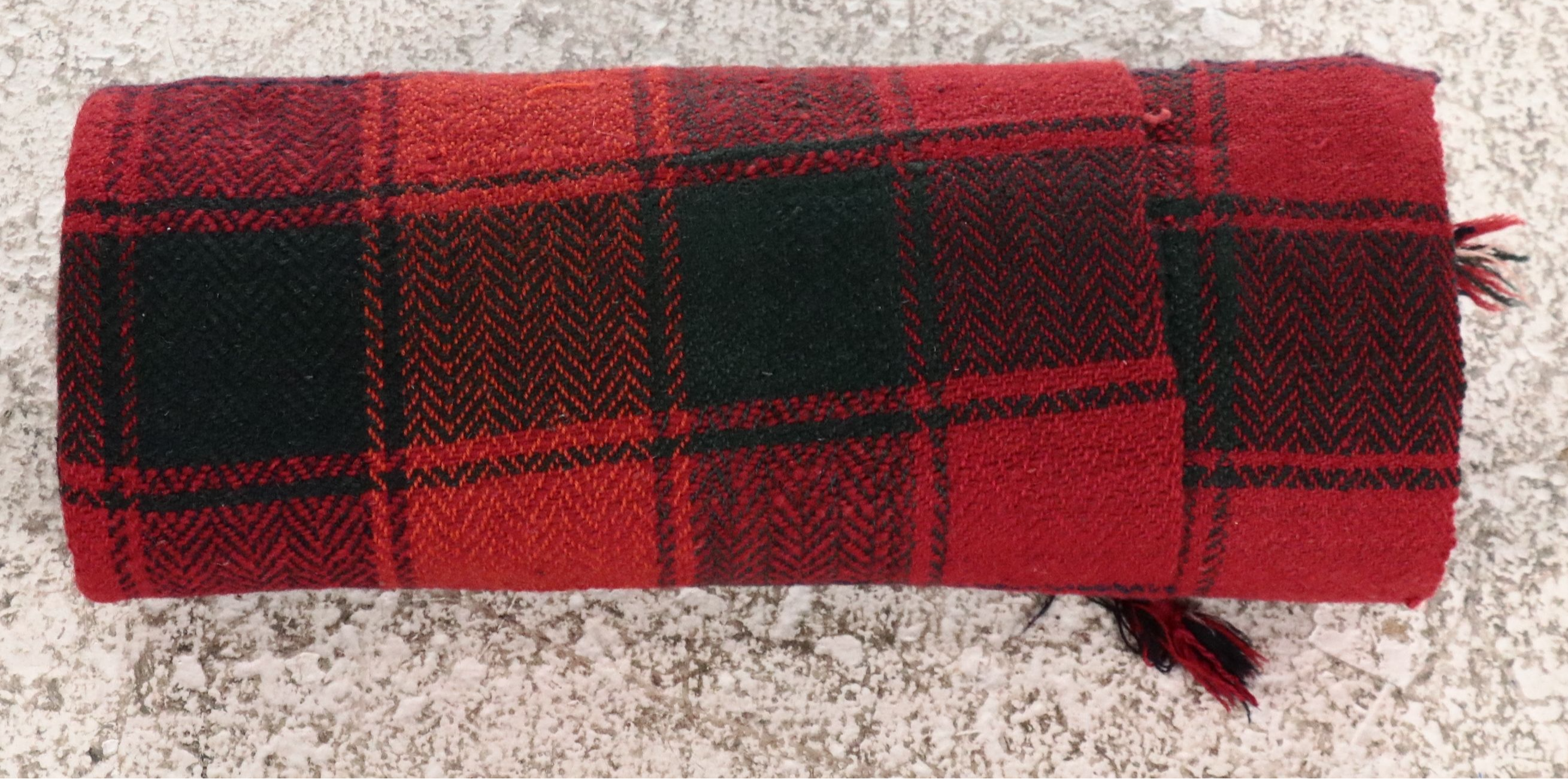 5'11 x 6'5 Handwoven Twill Weave Buffalo Check Panel Throw or Rug