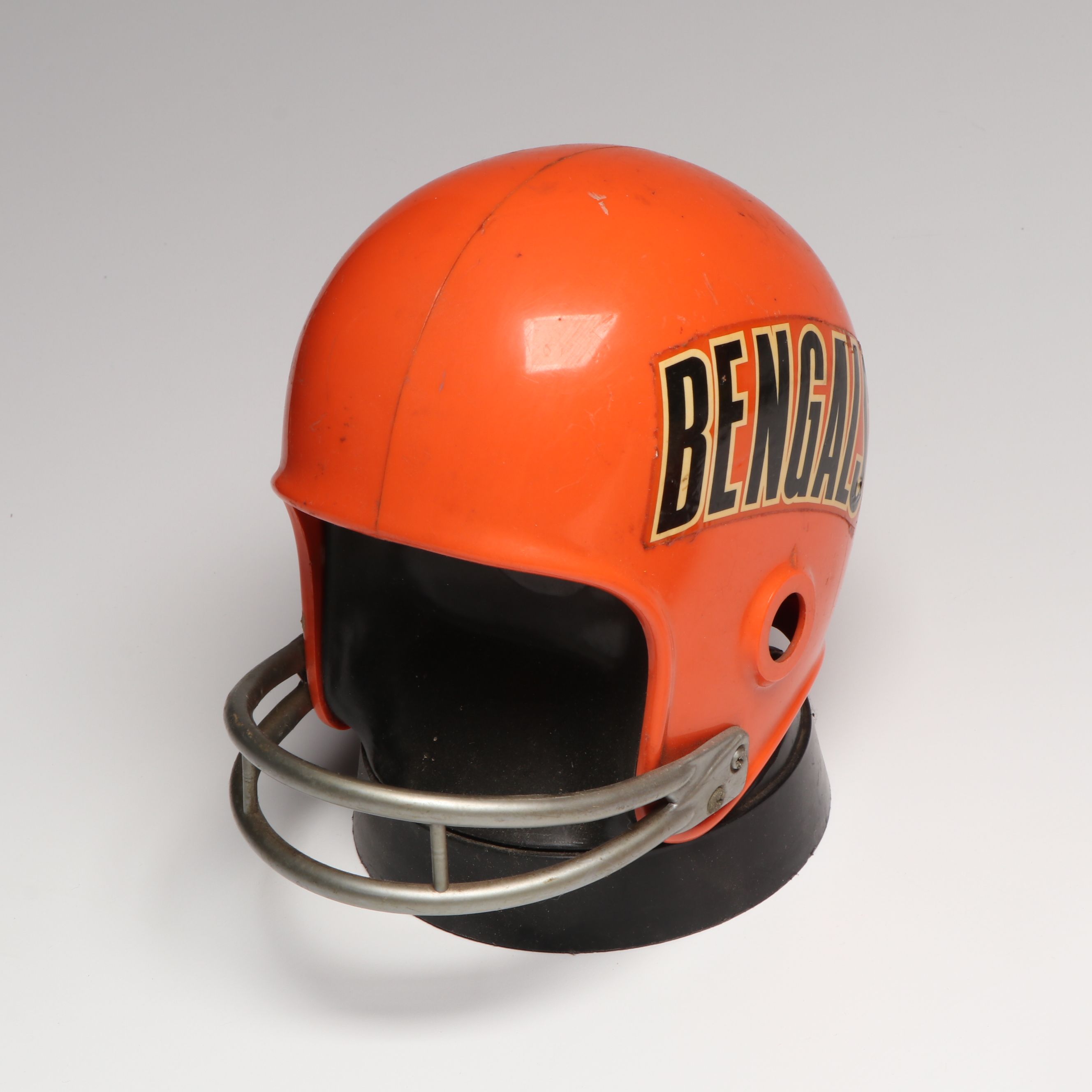 Cincinnati Bengals Boxing Puppets with Banks, Window Stickers, and More Décor