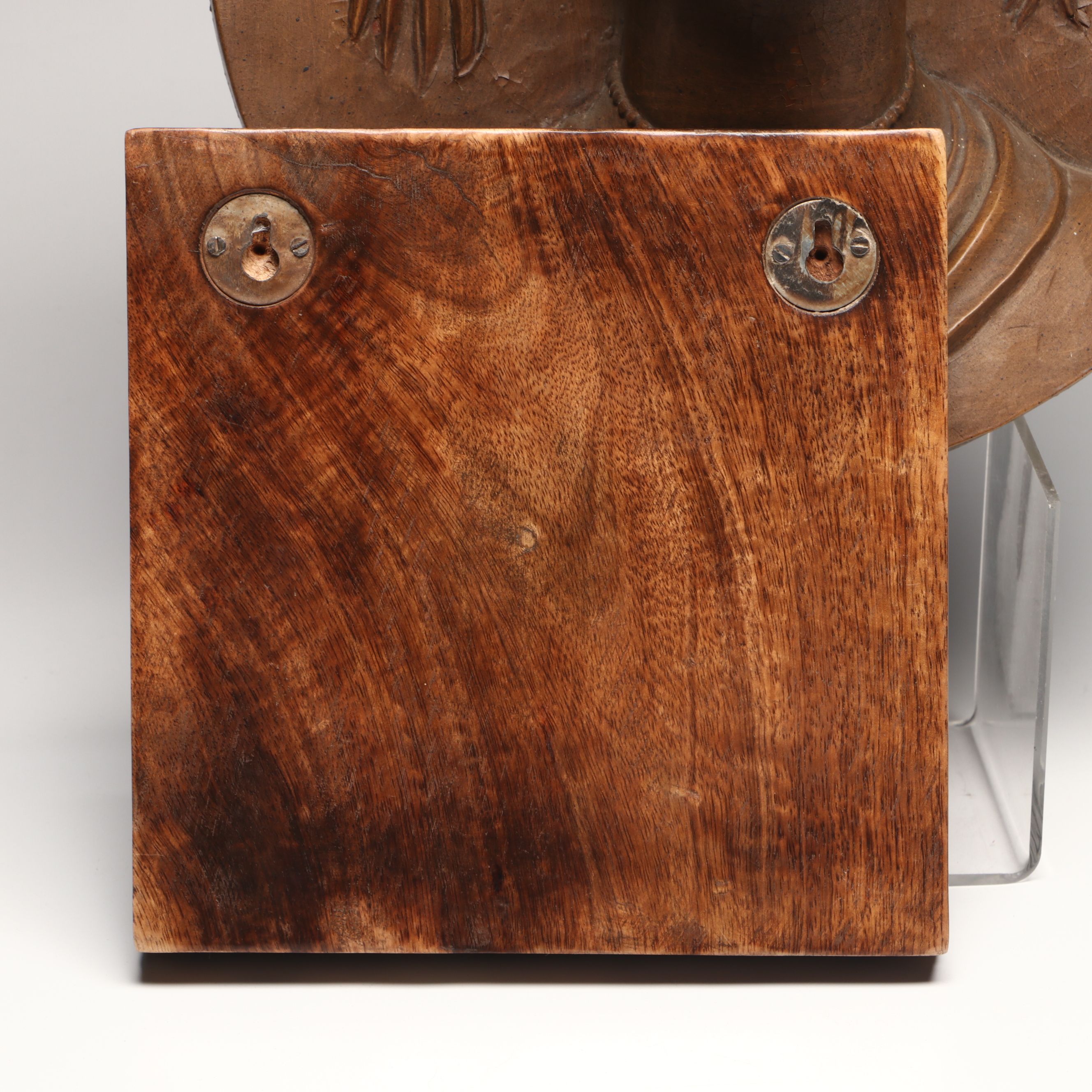 Nettle Creek Portrait Relief Wall Décor with Wooden Wall Carvings