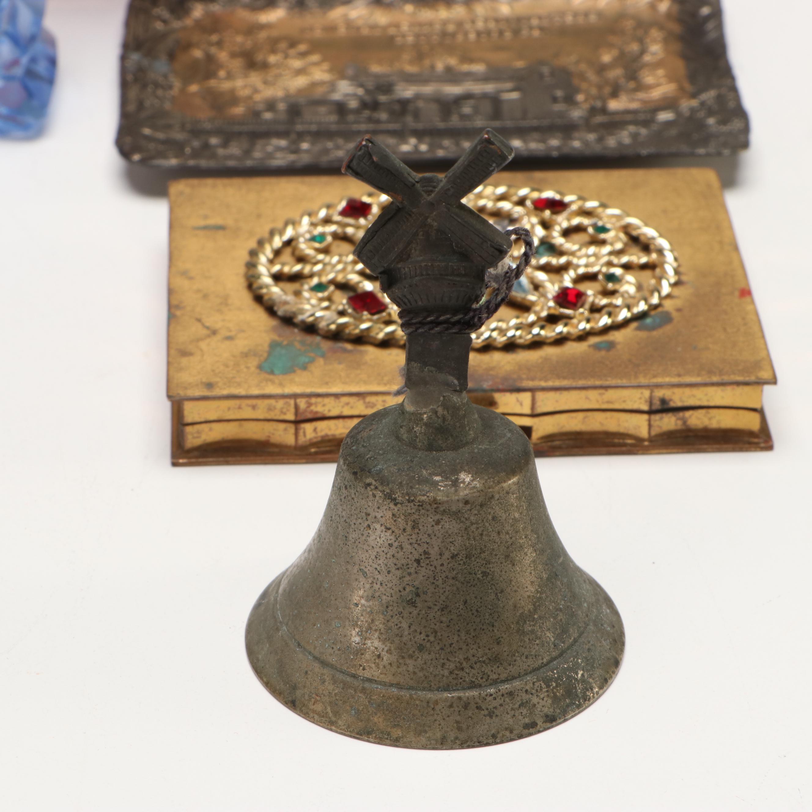 Volupté Compact, Lefton Lady Head Vase, Iroquois Beaded Purse & Accessories