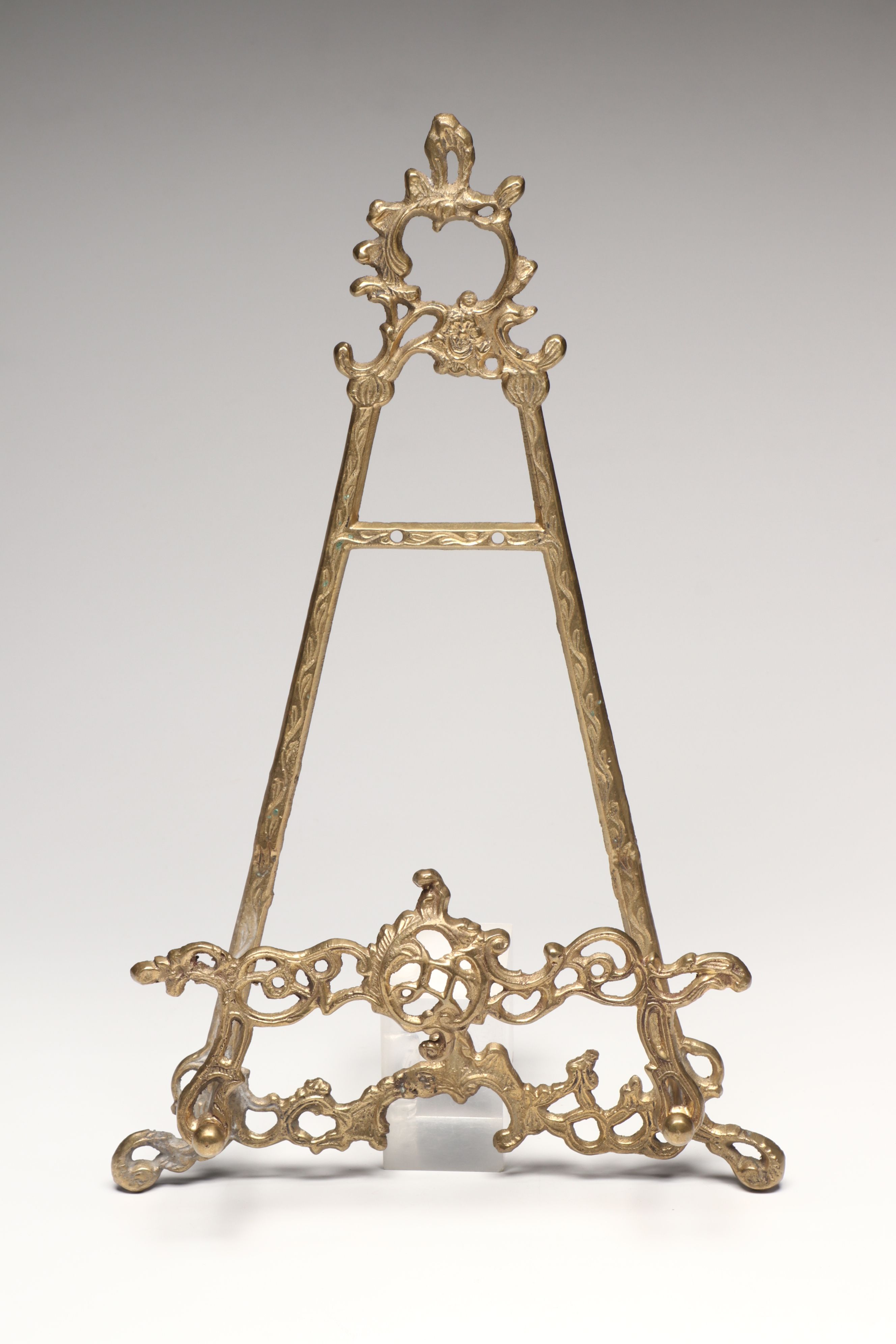 Pitman-Dreitzer Brass Finish Plant Stand and More Table Accessories