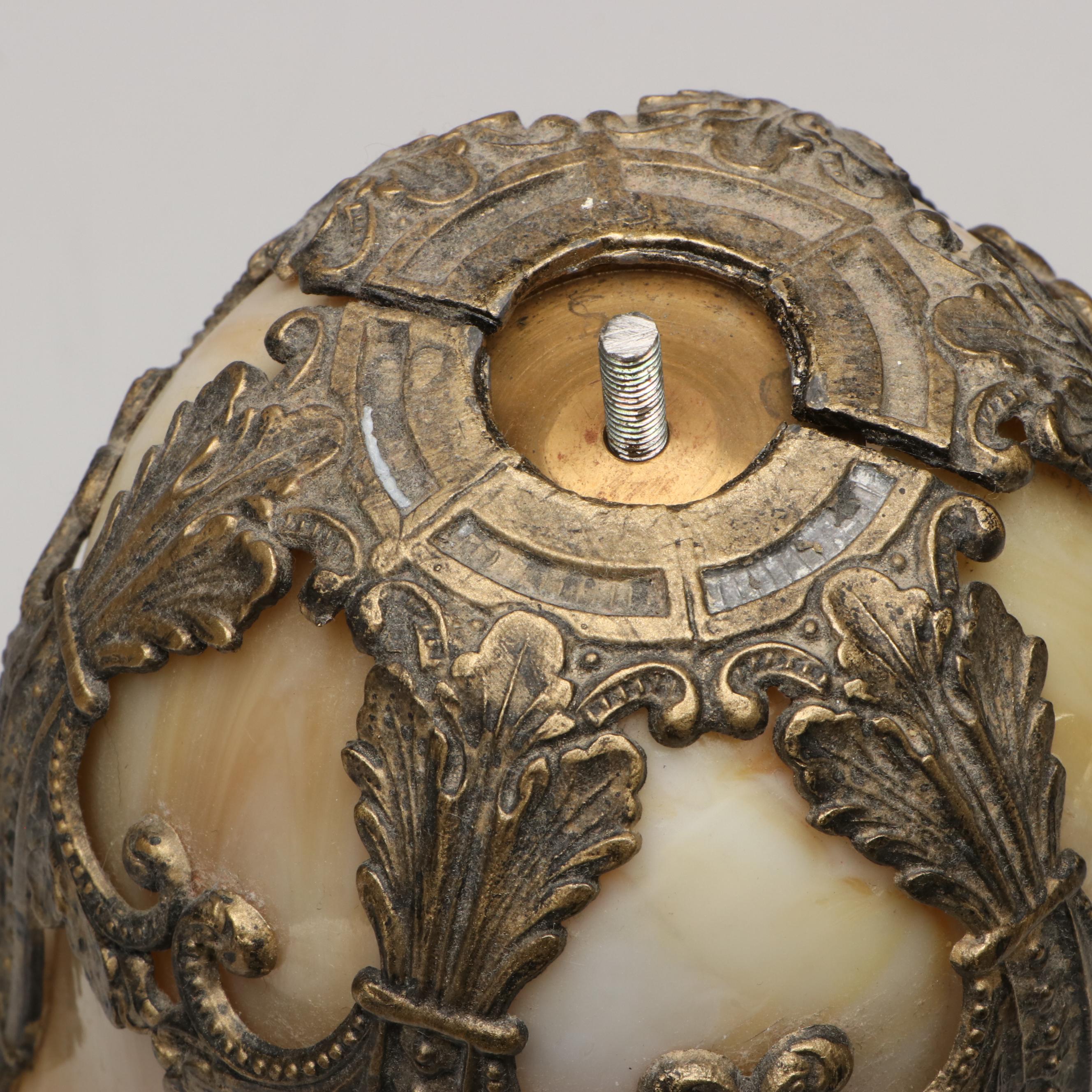 Salem Brothers Art Nouveau Slag Glass Table Lamp, Early 20th Century