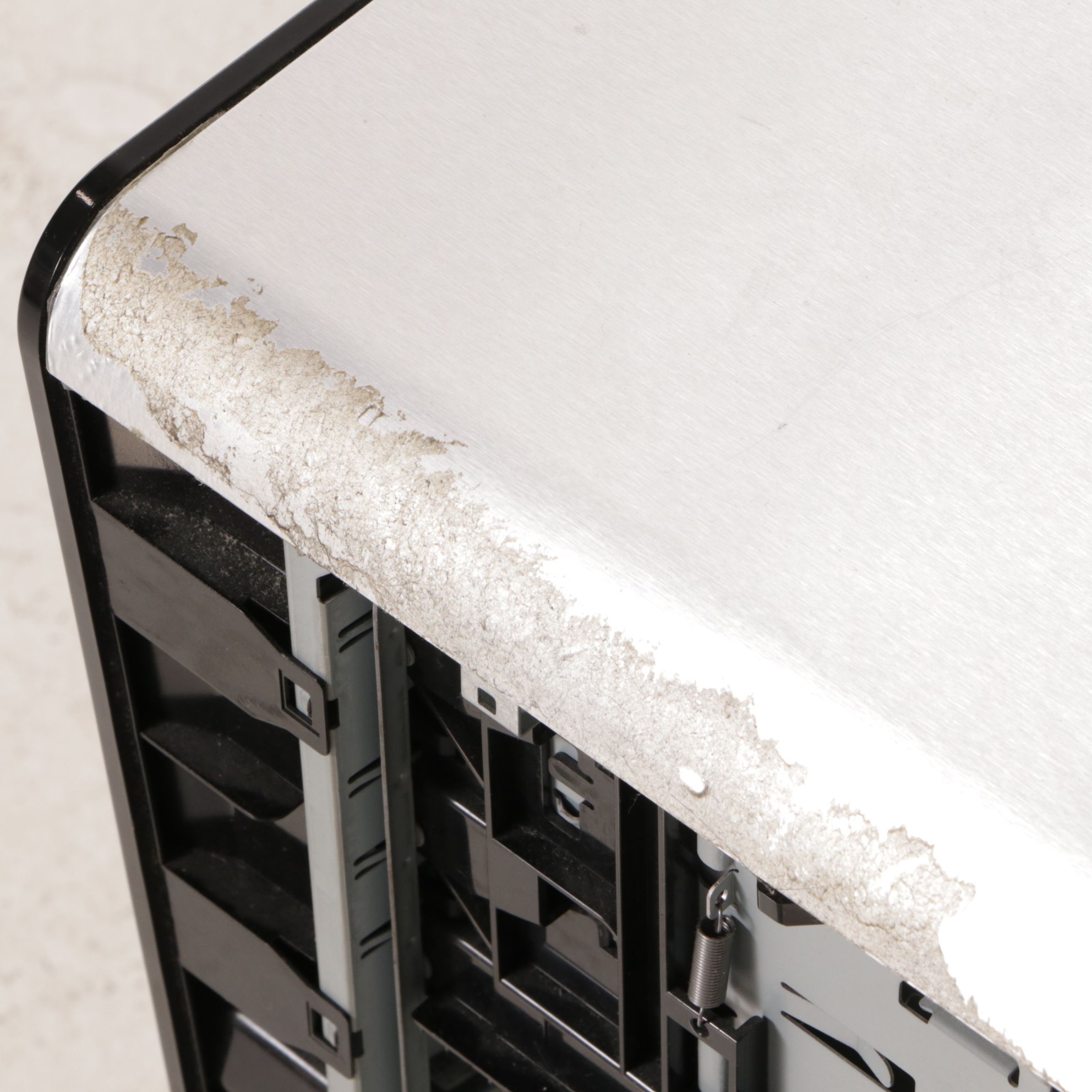 XPS Dell 630i Desktop Shell with Intel Core 2 CPU, Wireless Keyboard and More