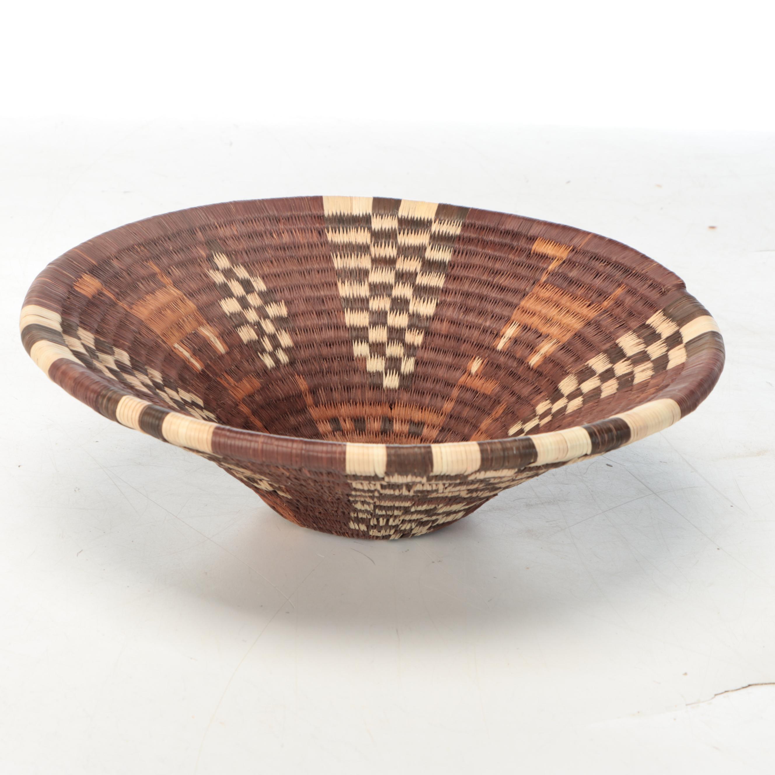 Botswanan Artisan Crafted Mokolwane Palm Baskets