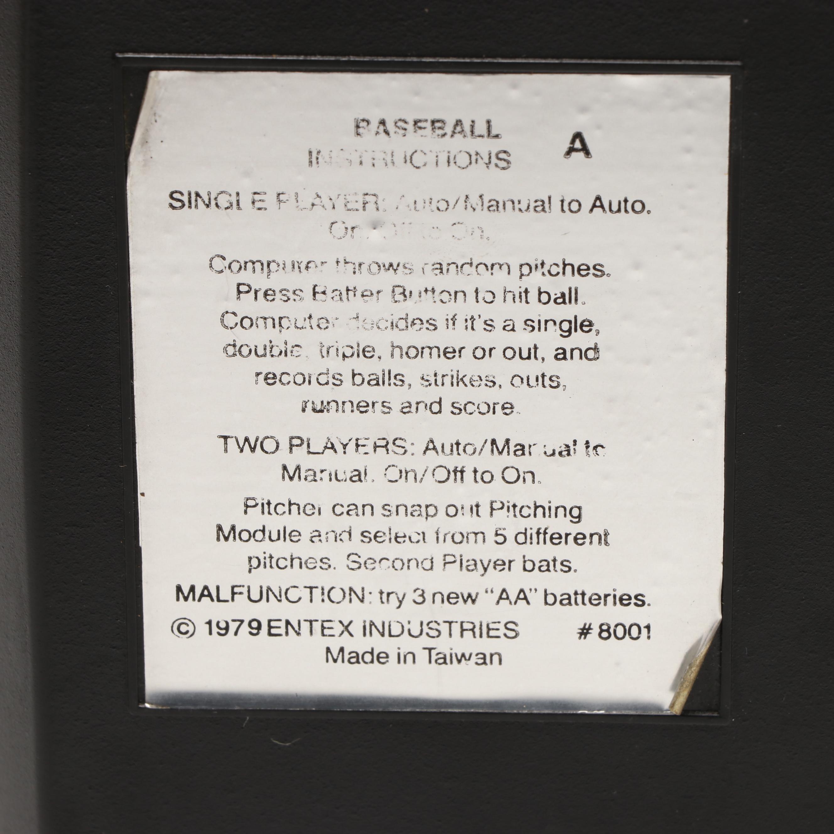 Space Invader, Kingpin Pinball and More Vintage Handheld Arcade Games