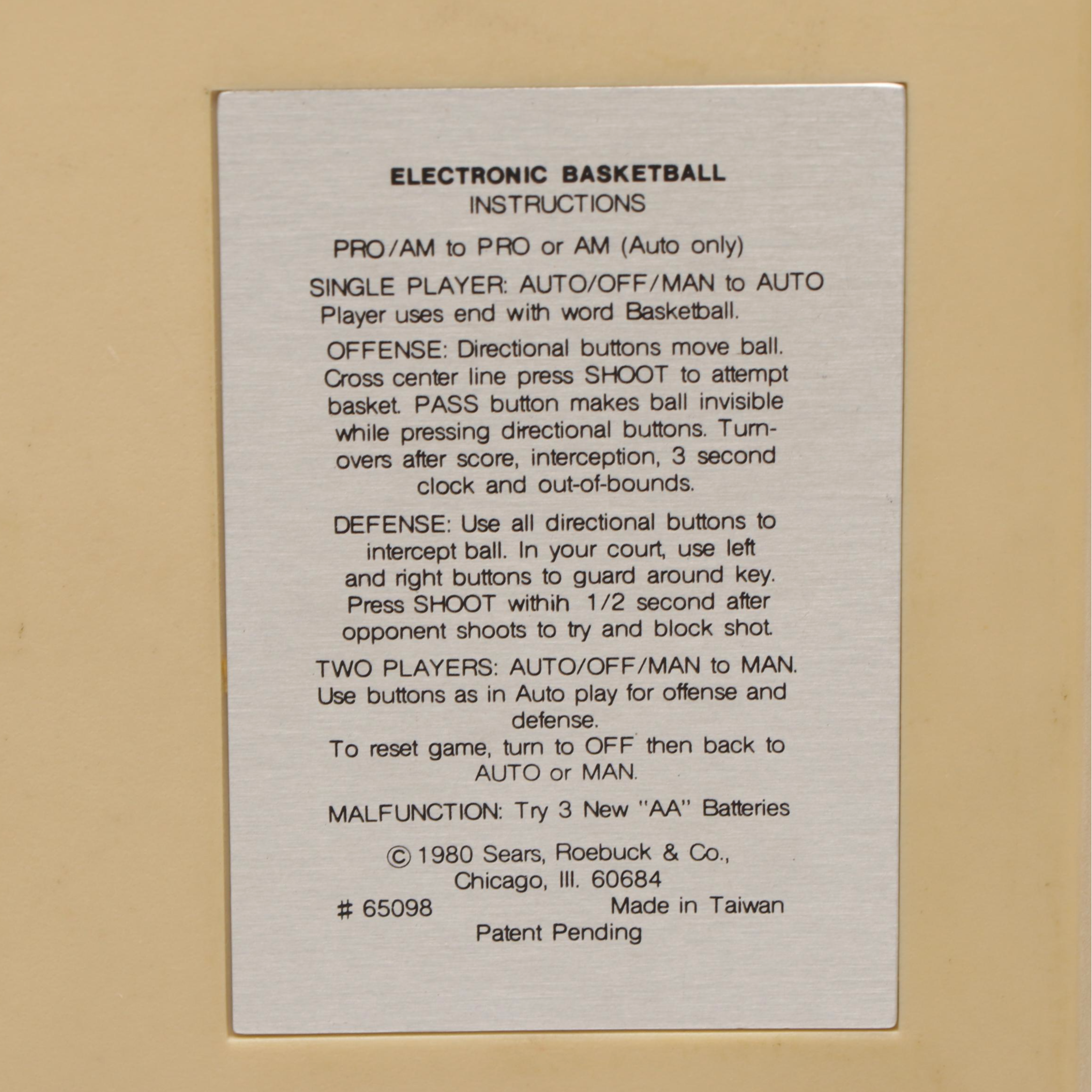 Space Invader, Kingpin Pinball and More Vintage Handheld Arcade Games