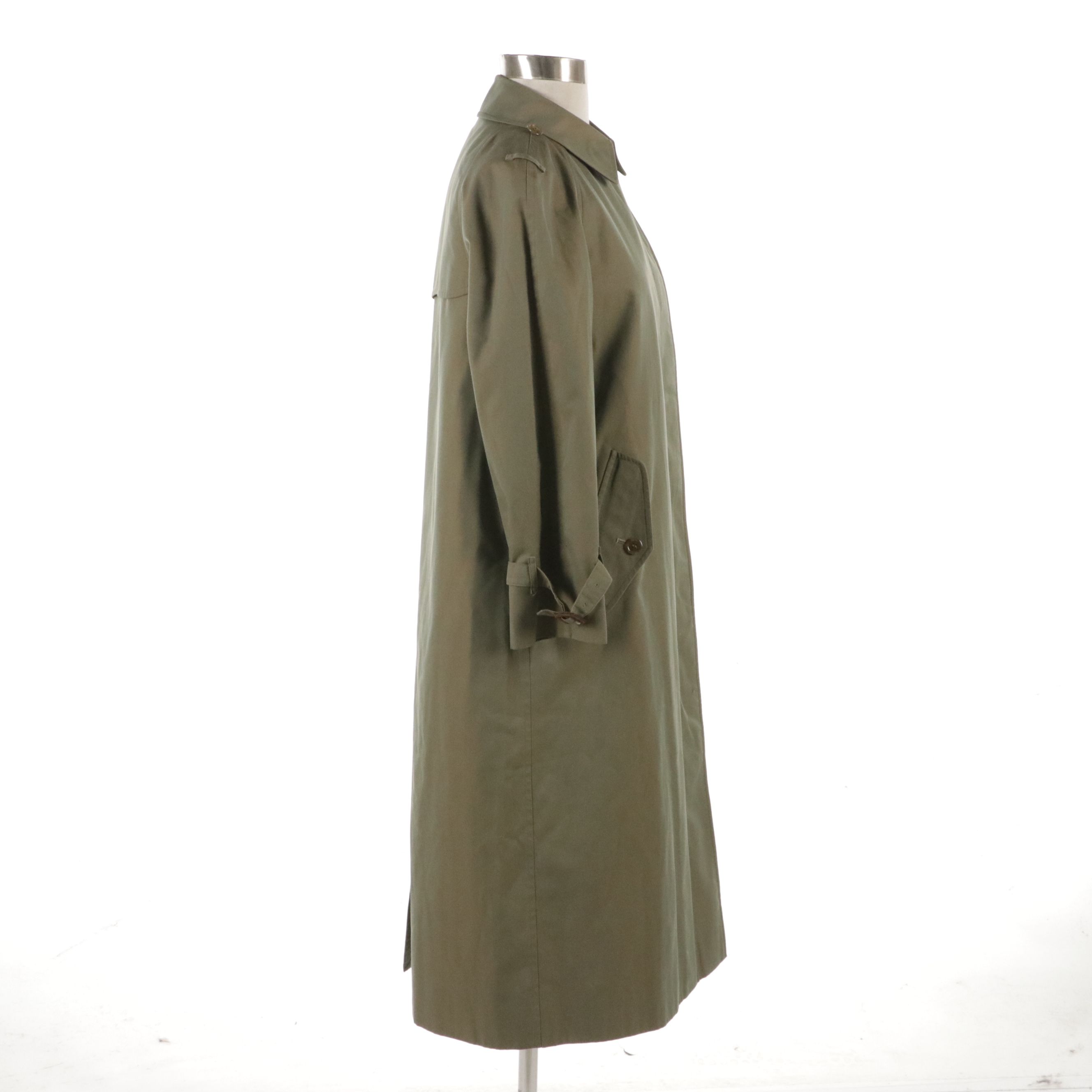 Burberrys Single-Breasted Trench Coat in Iridescent Gabardine with Wool Liner