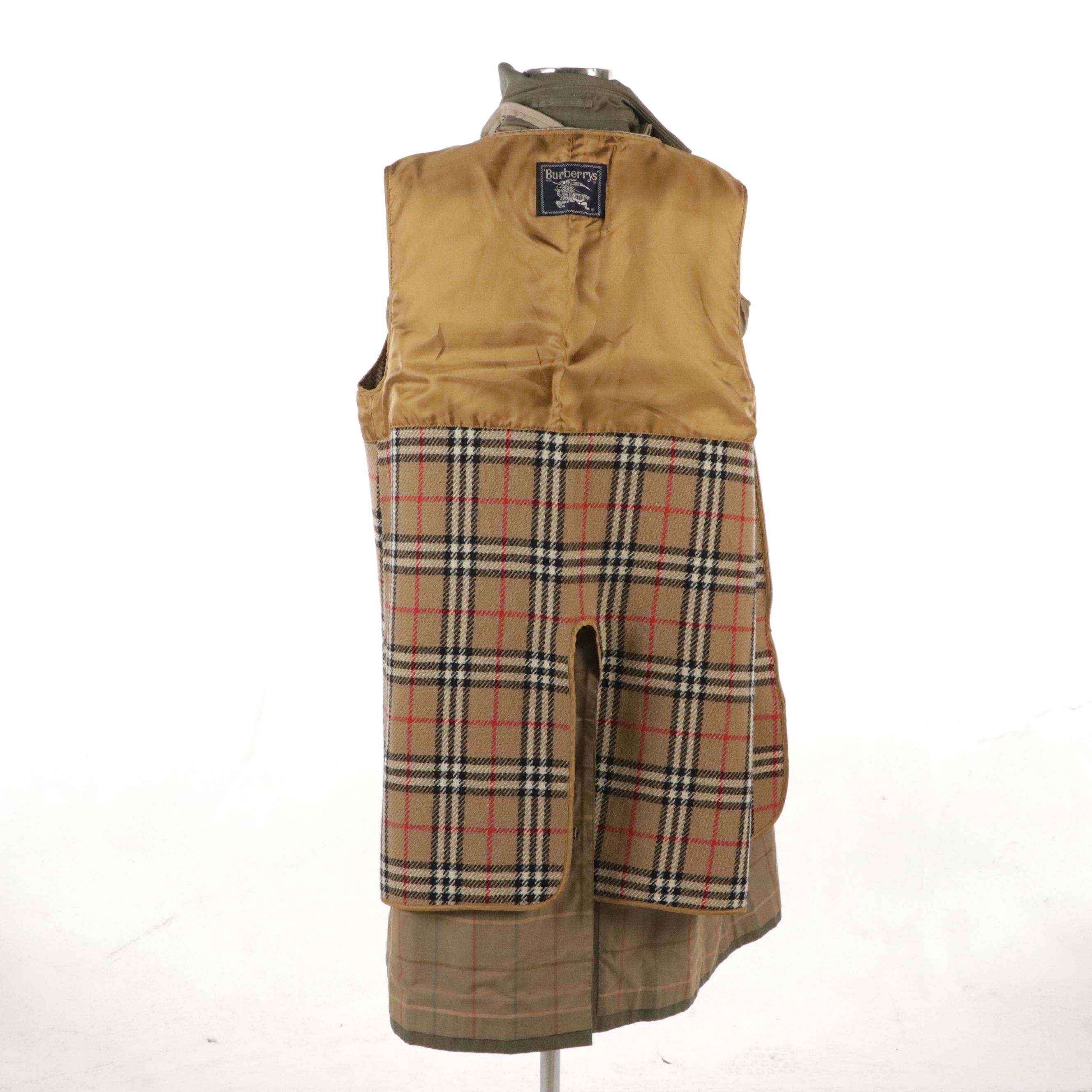 Burberrys Single-Breasted Trench Coat in Iridescent Gabardine with Wool Liner