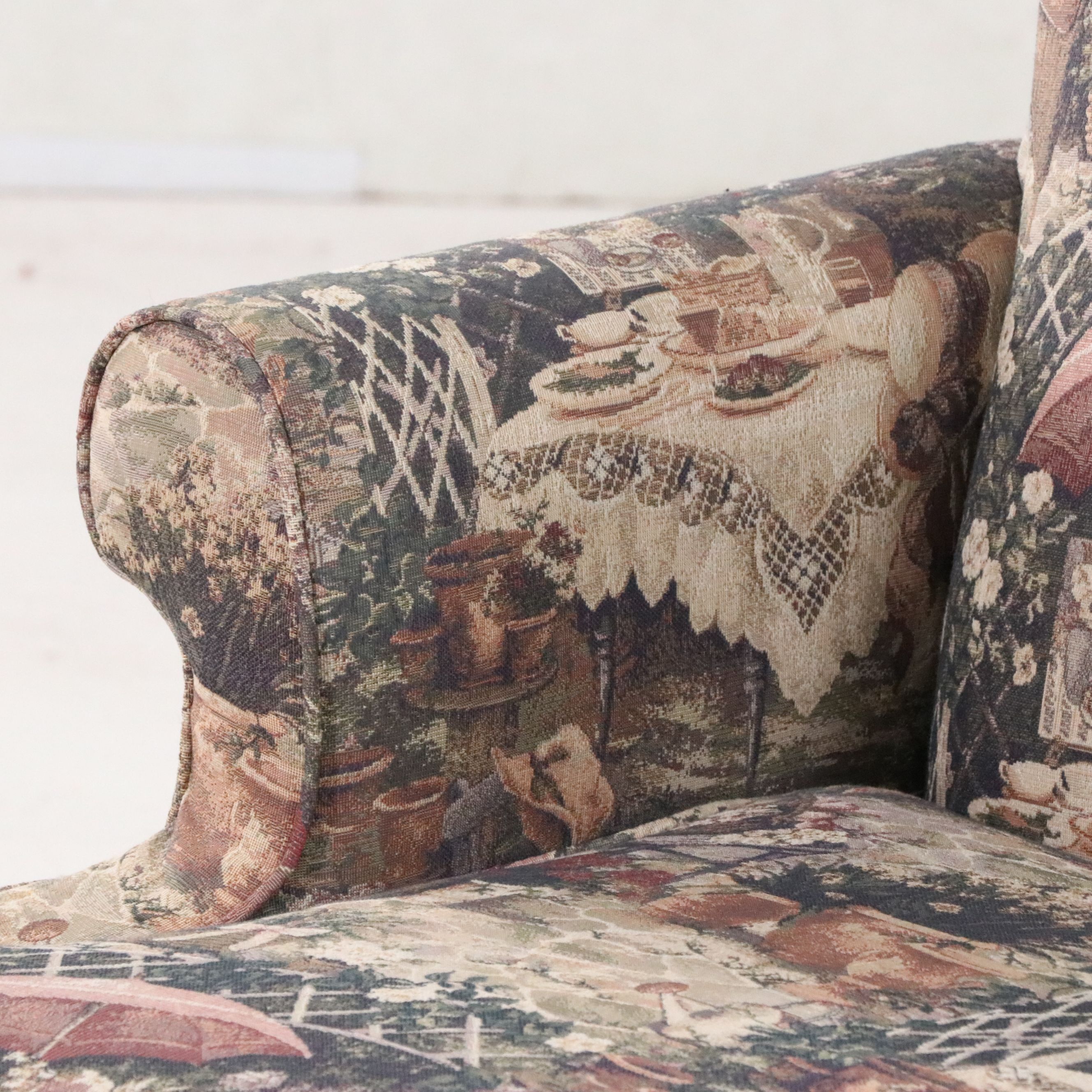 Pembrook Corp. Queen Anne Style Upholstered Loveseat