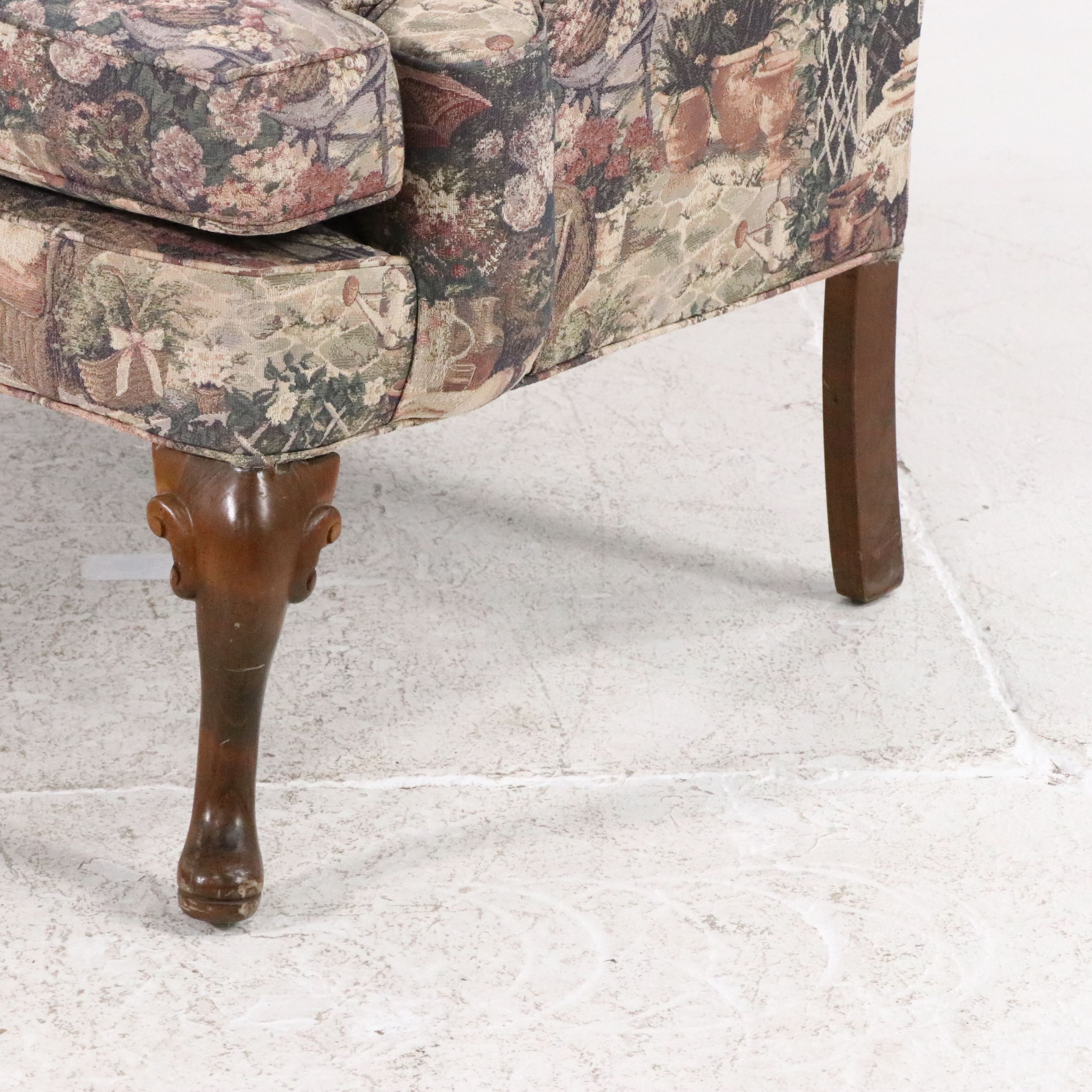 Pembrook Corp. Queen Anne Style Upholstered Loveseat