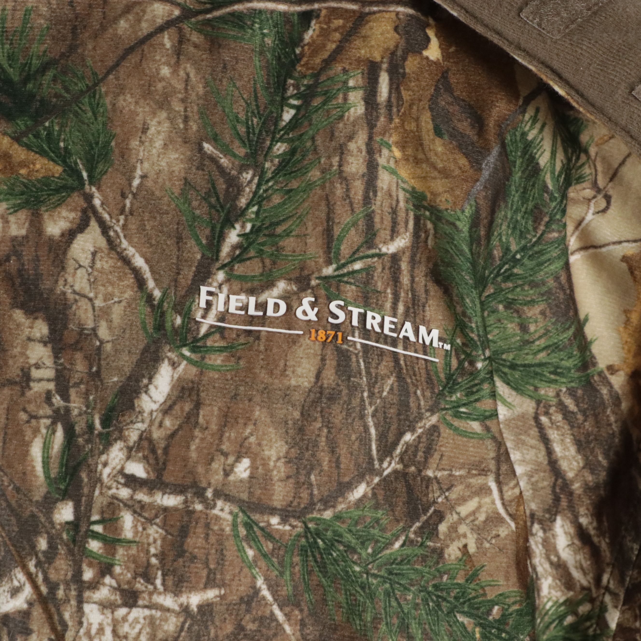 Men's Field & Stream Camouflage Insulated Bib, Hunting Jacket & Gloves, With Tag