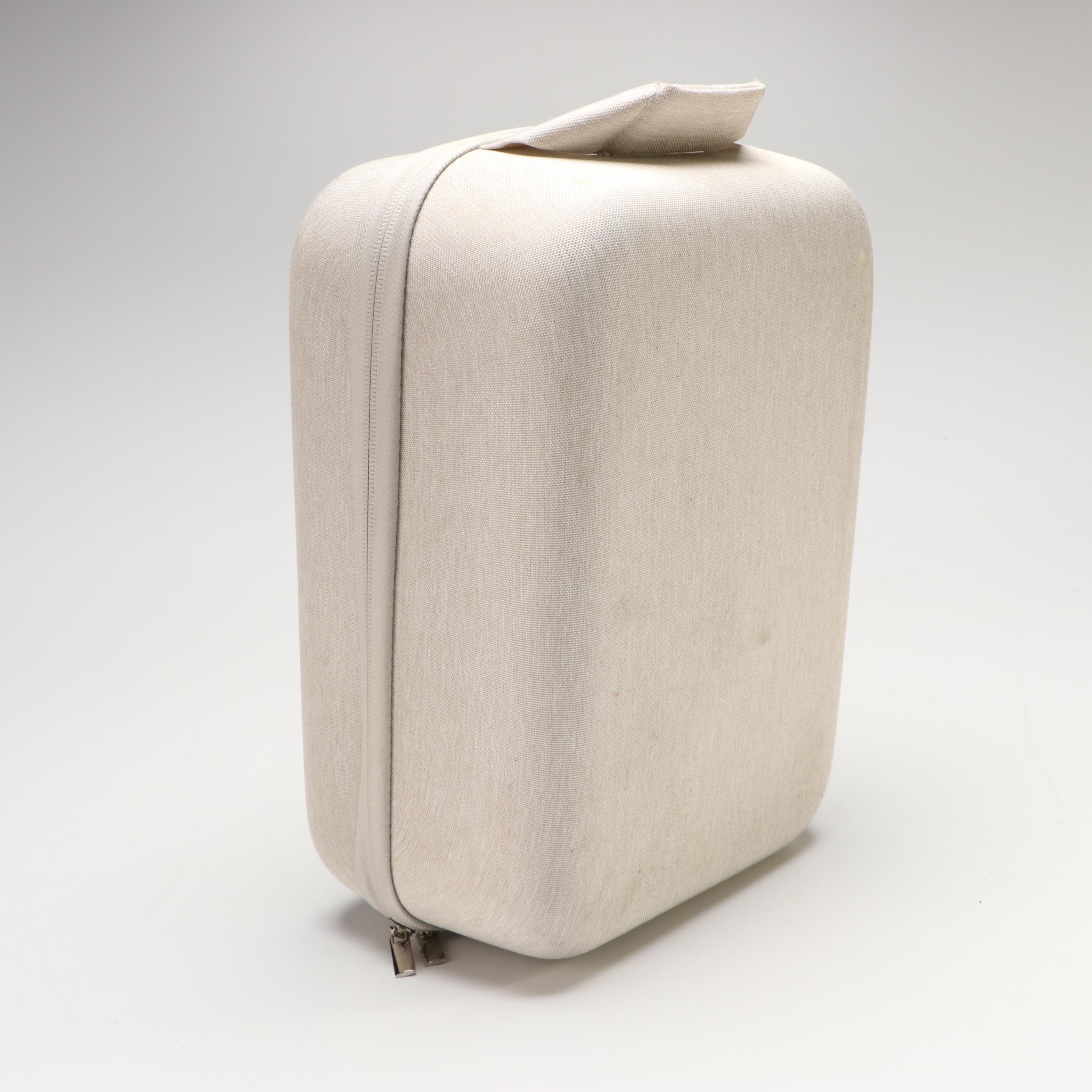 Cleopatra LED Light Therapy Mask with Case