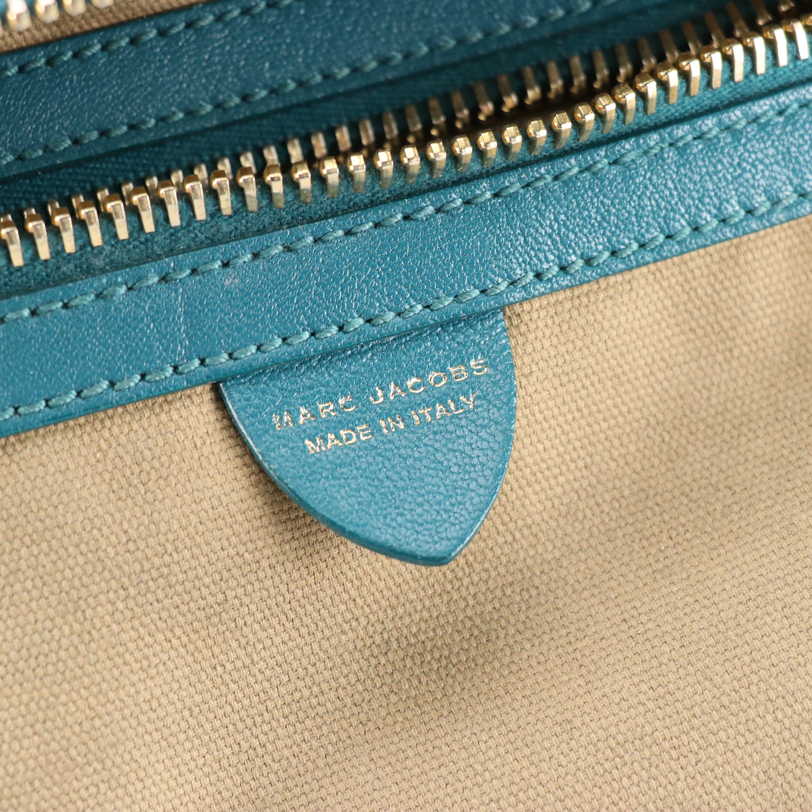 Marc Jacobs the Venetia Two-Way Bag in Teal Leather