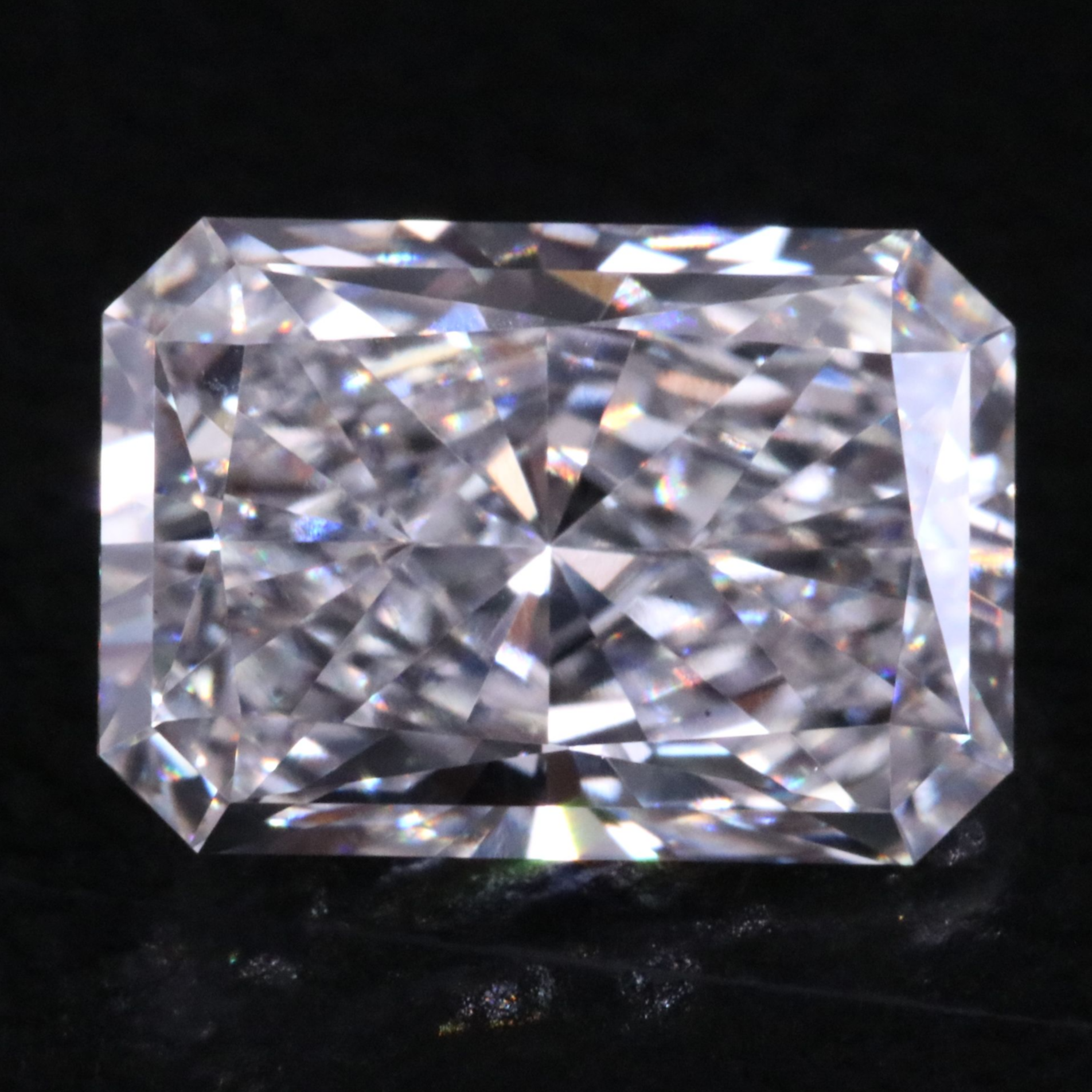 Loose 1.75 CT Lab Grown Diamond with IGI Report