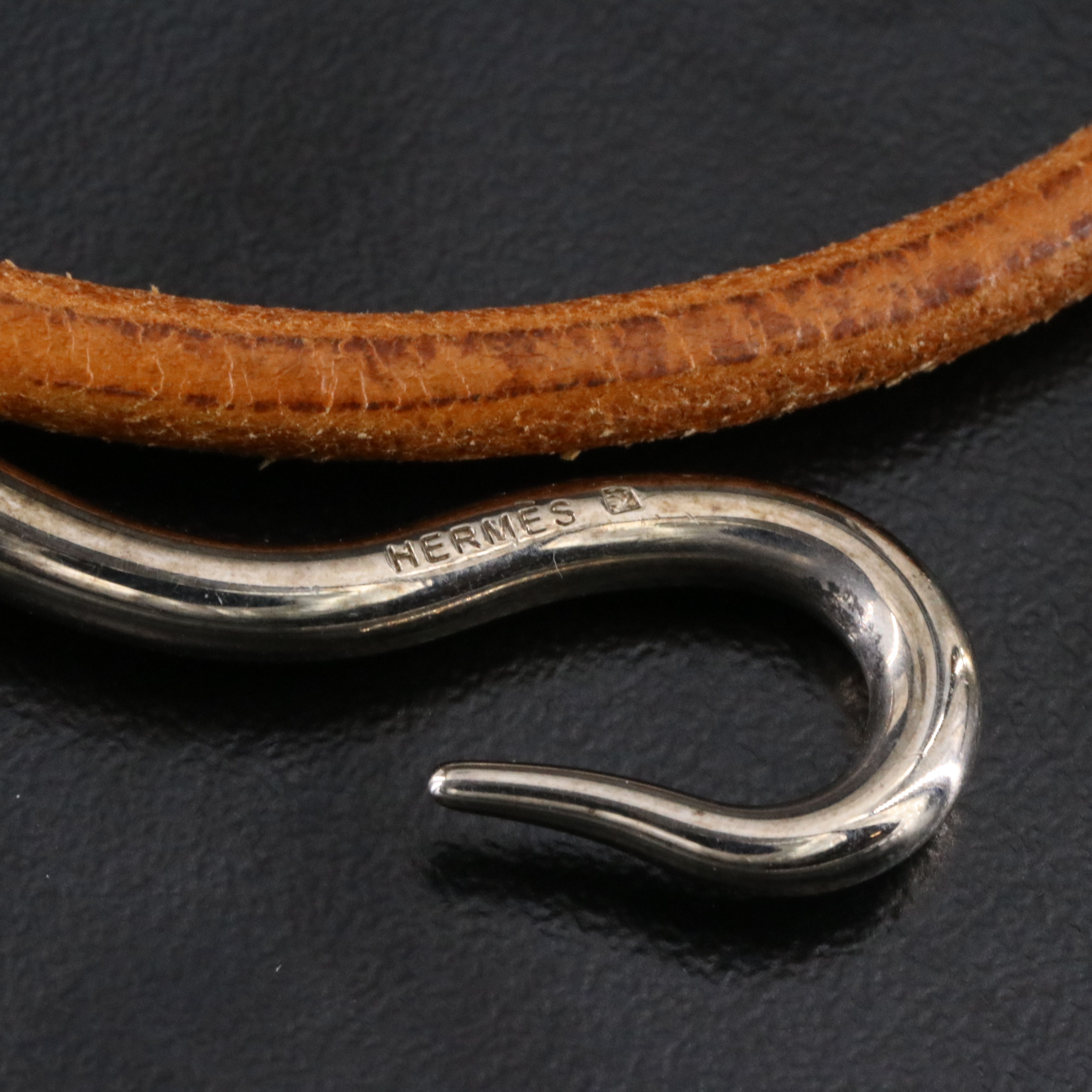 Hermès Jumbo Hook Leather Bracelet