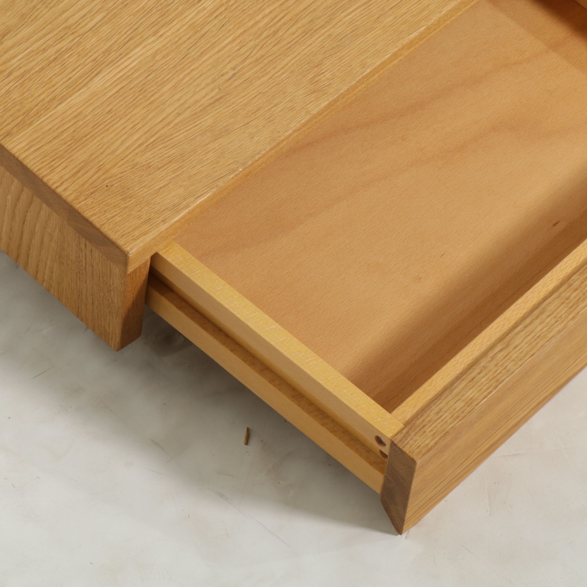 Pair of Contemporary Woodek Oak Wall-Mounted Shelves