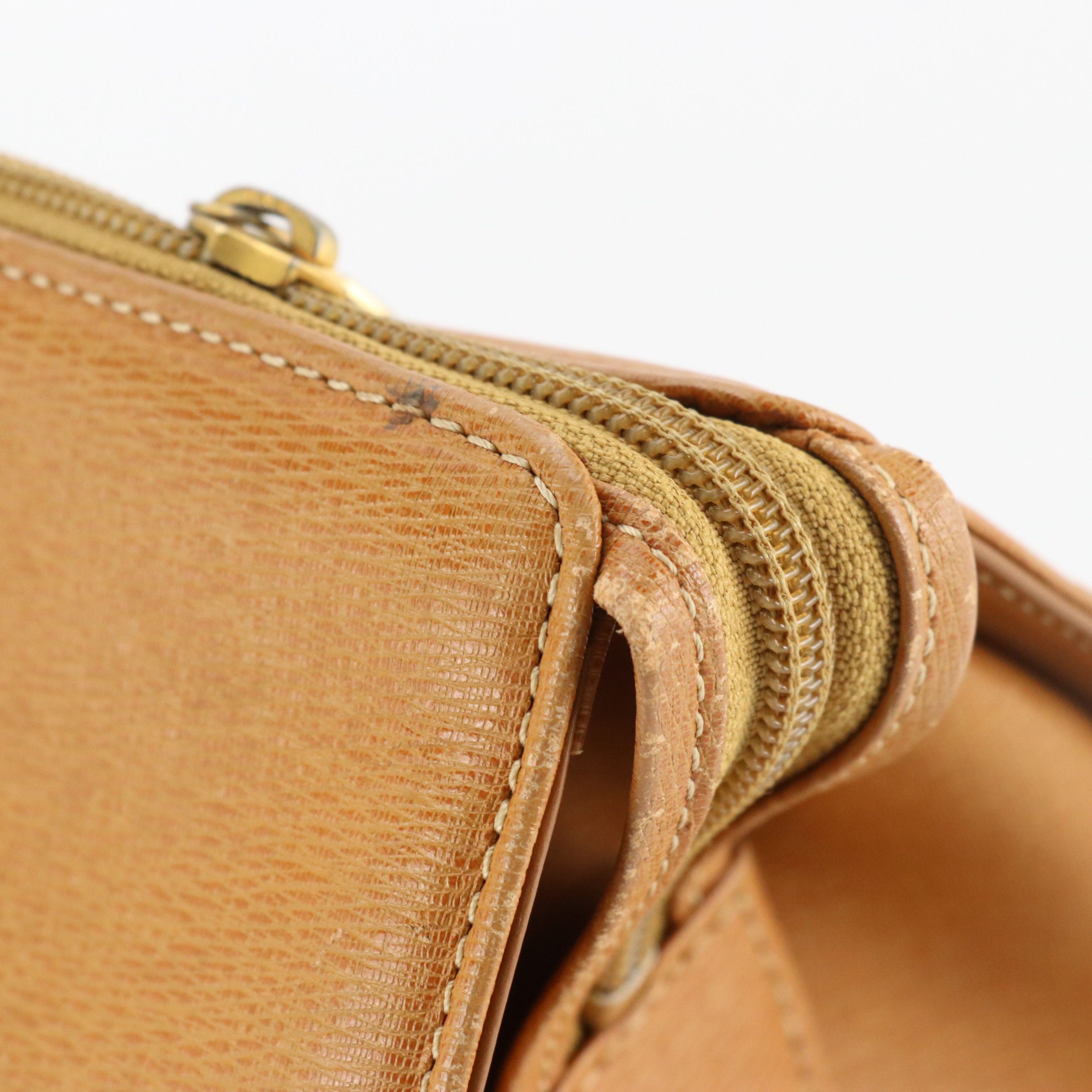 Burberry Barrel Handbag in Tan Textured and Smooth Leather