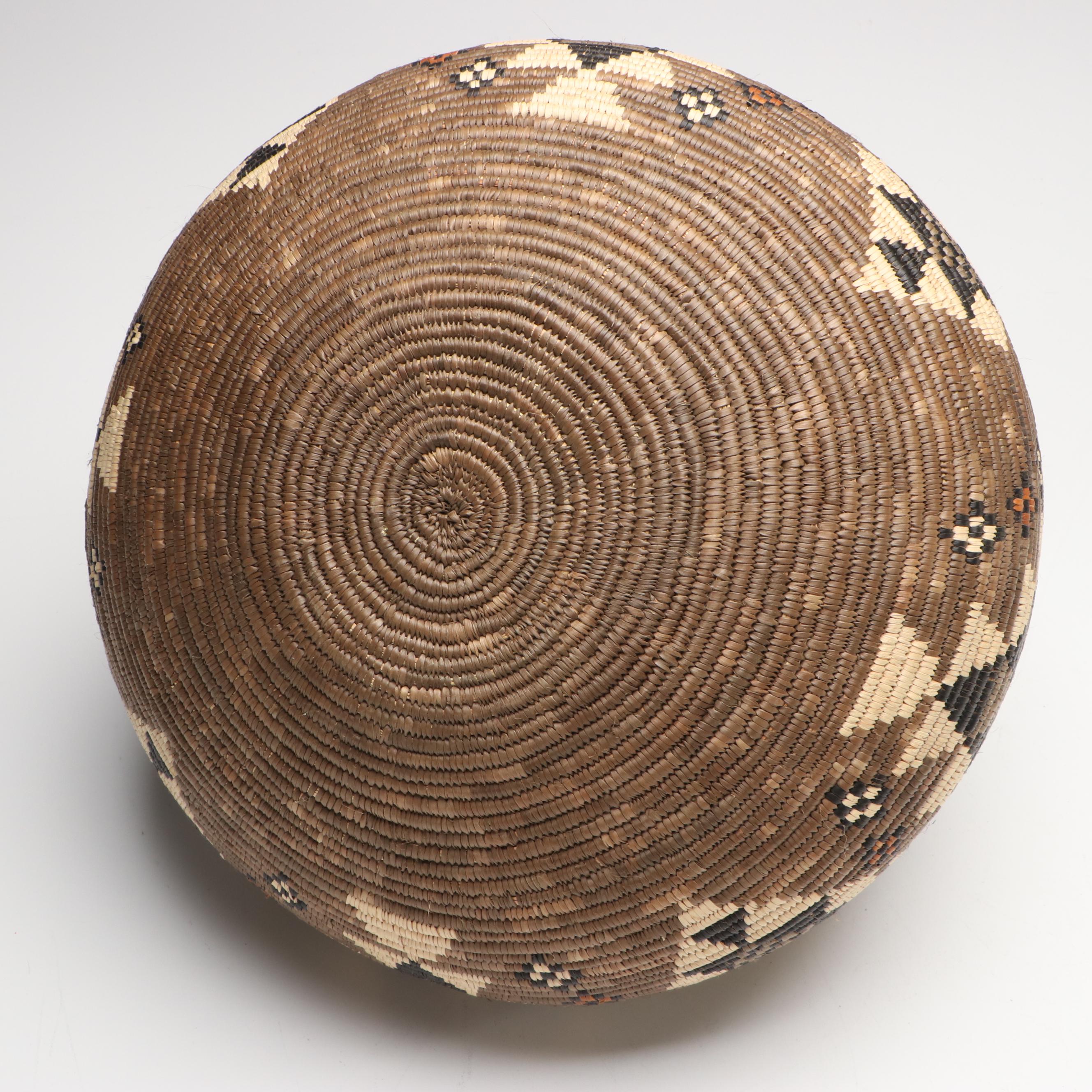 Esther Mdluhi Zulu Handwoven Ilala Palm and Natural Dye Vessel