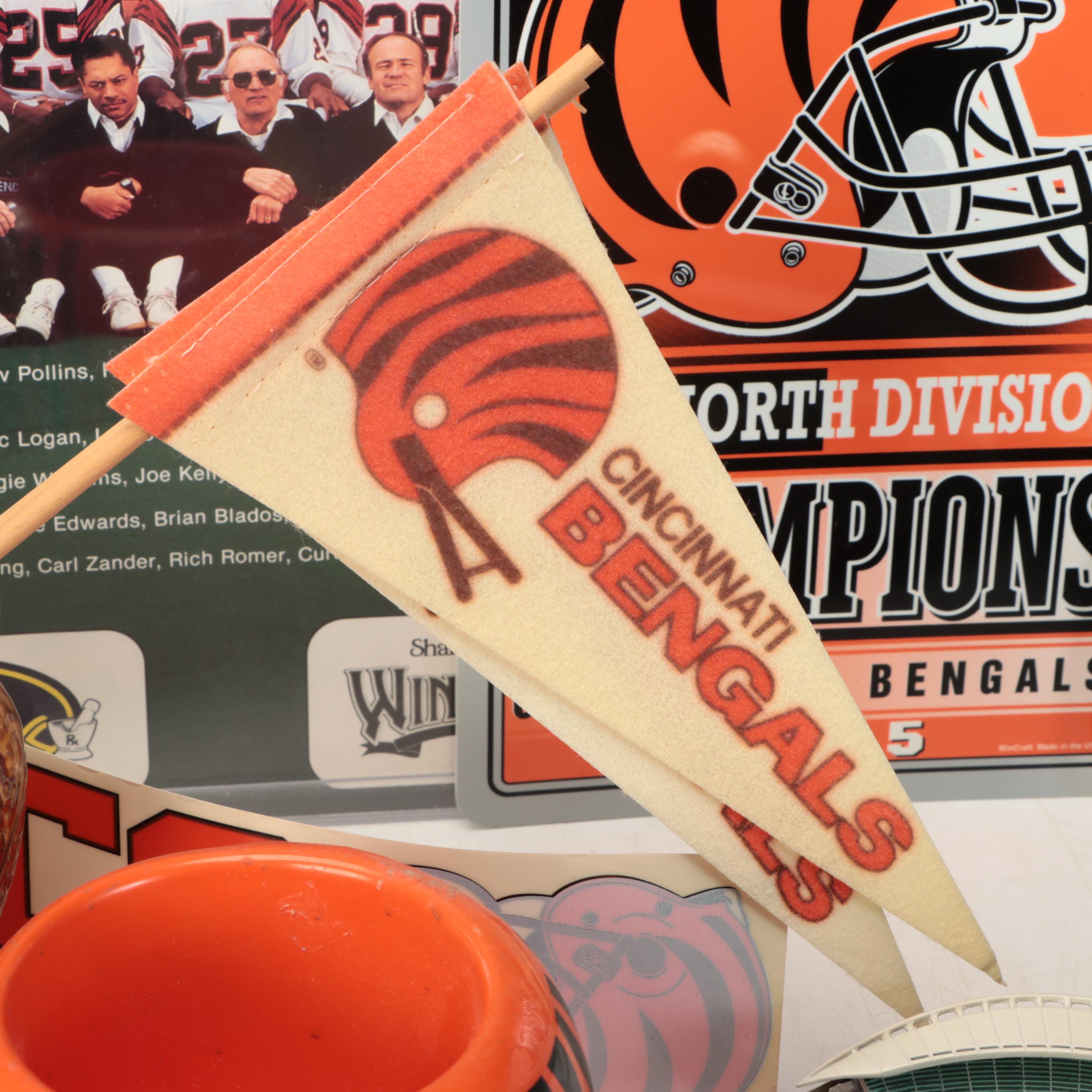 1988 Cincinnati Bengals Team Poster with Stadium Figurine and More Team Décor