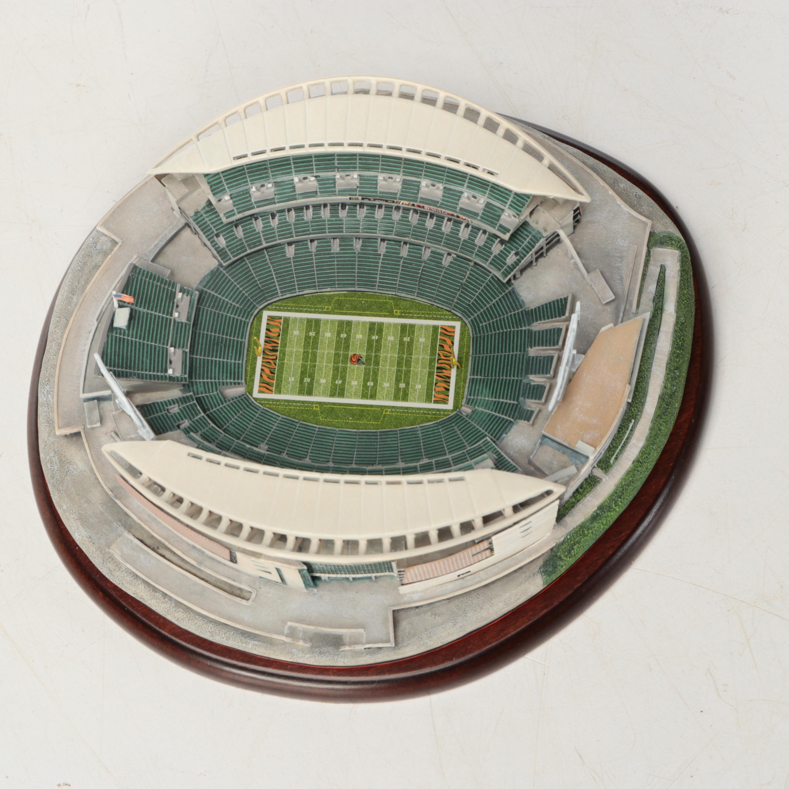 1988 Cincinnati Bengals Team Poster with Stadium Figurine and More Team Décor