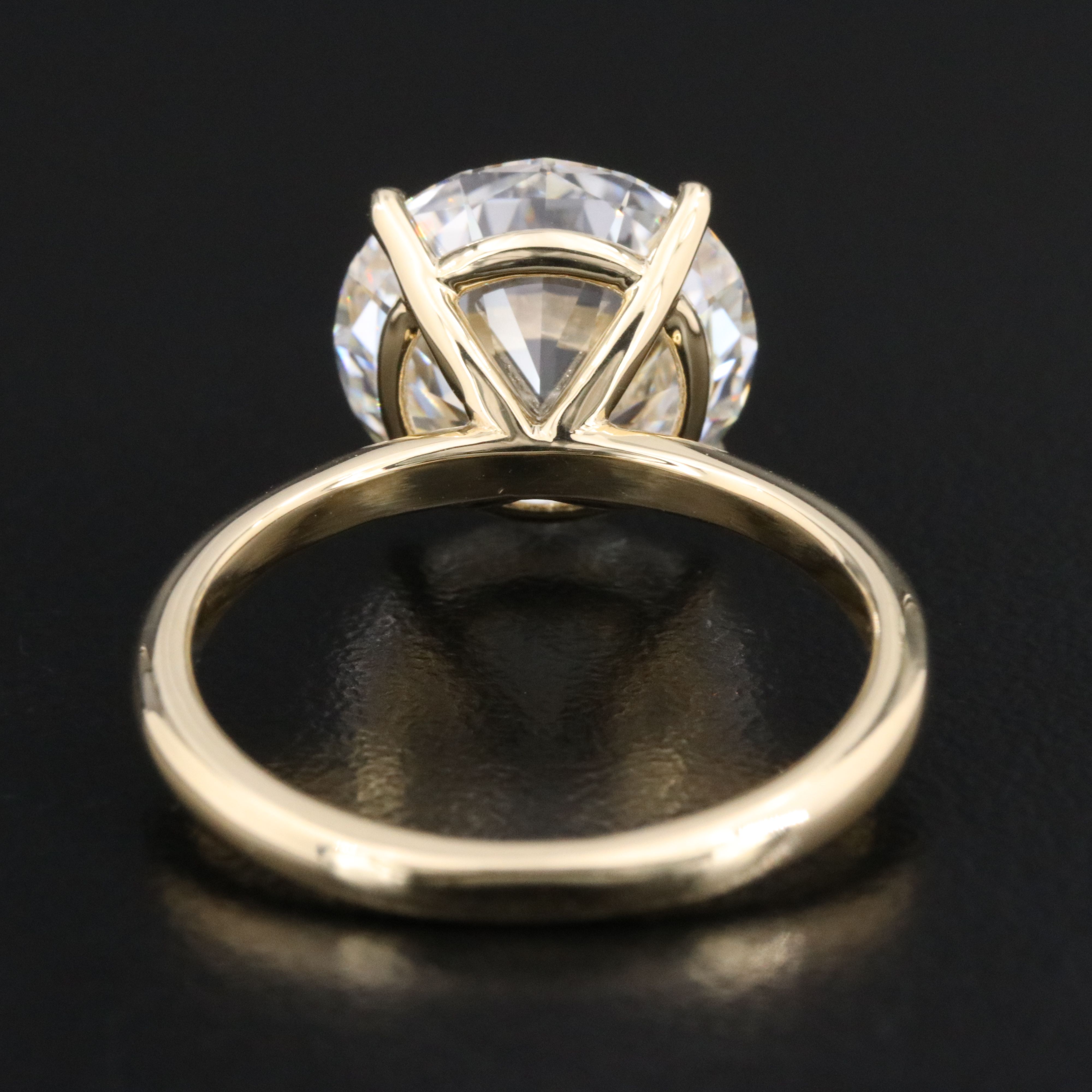 14K 6.04 CT Lab Grown Diamond Solitaire Ring with IGI Report