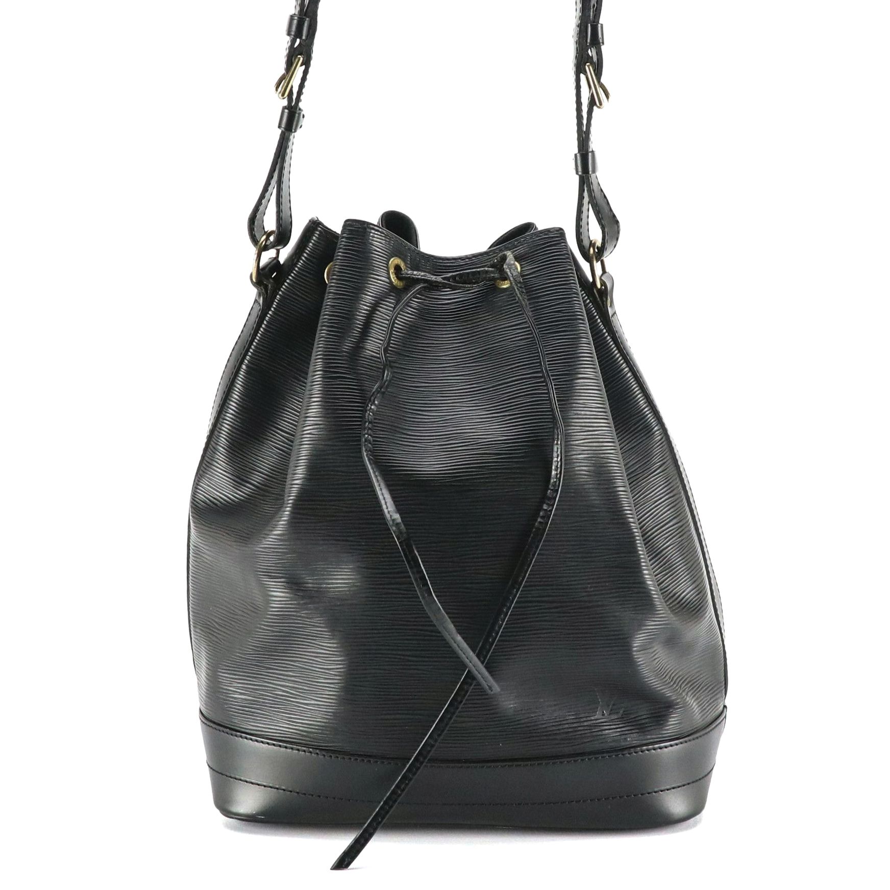 Louis Vuitton Noé Drawstring Tote in Black Epi and Smooth Leather