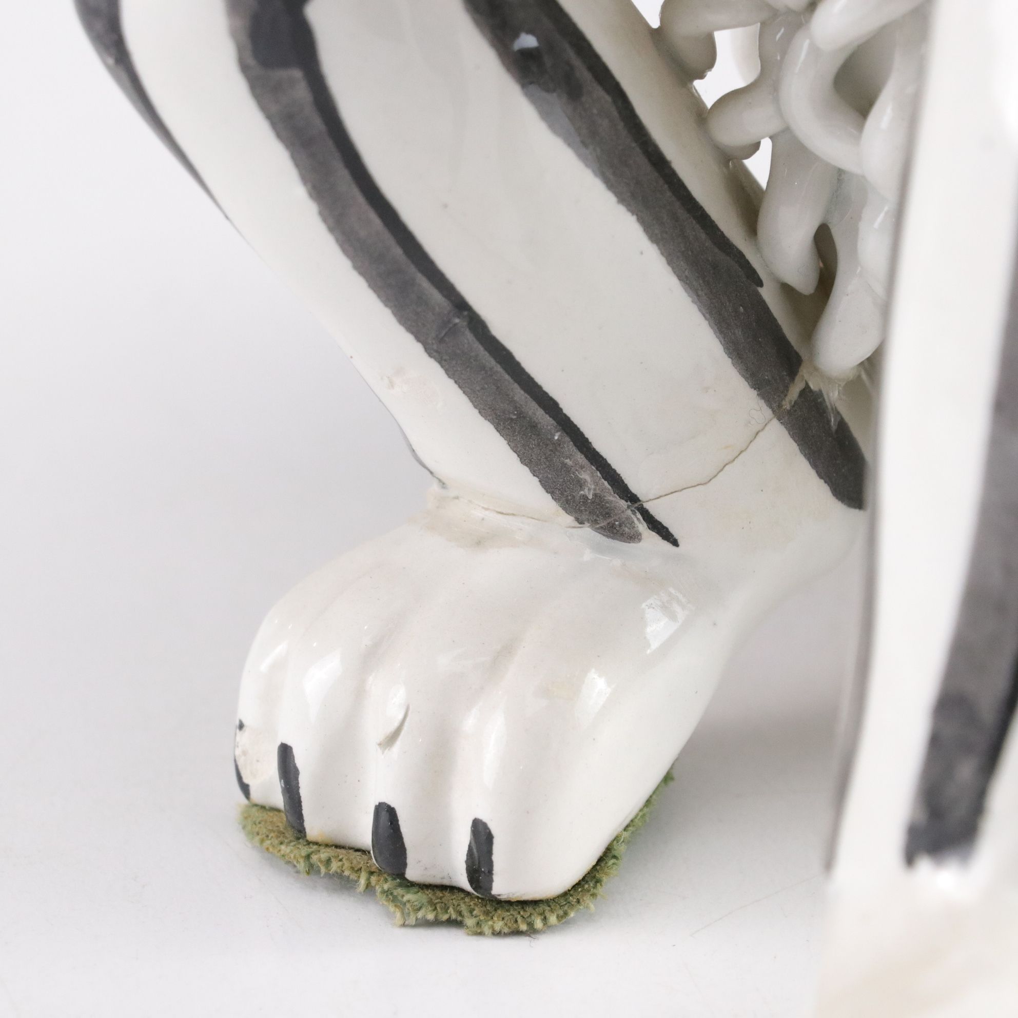 Mid-Century Italian Ceramic Spaghetti Cat Figurines