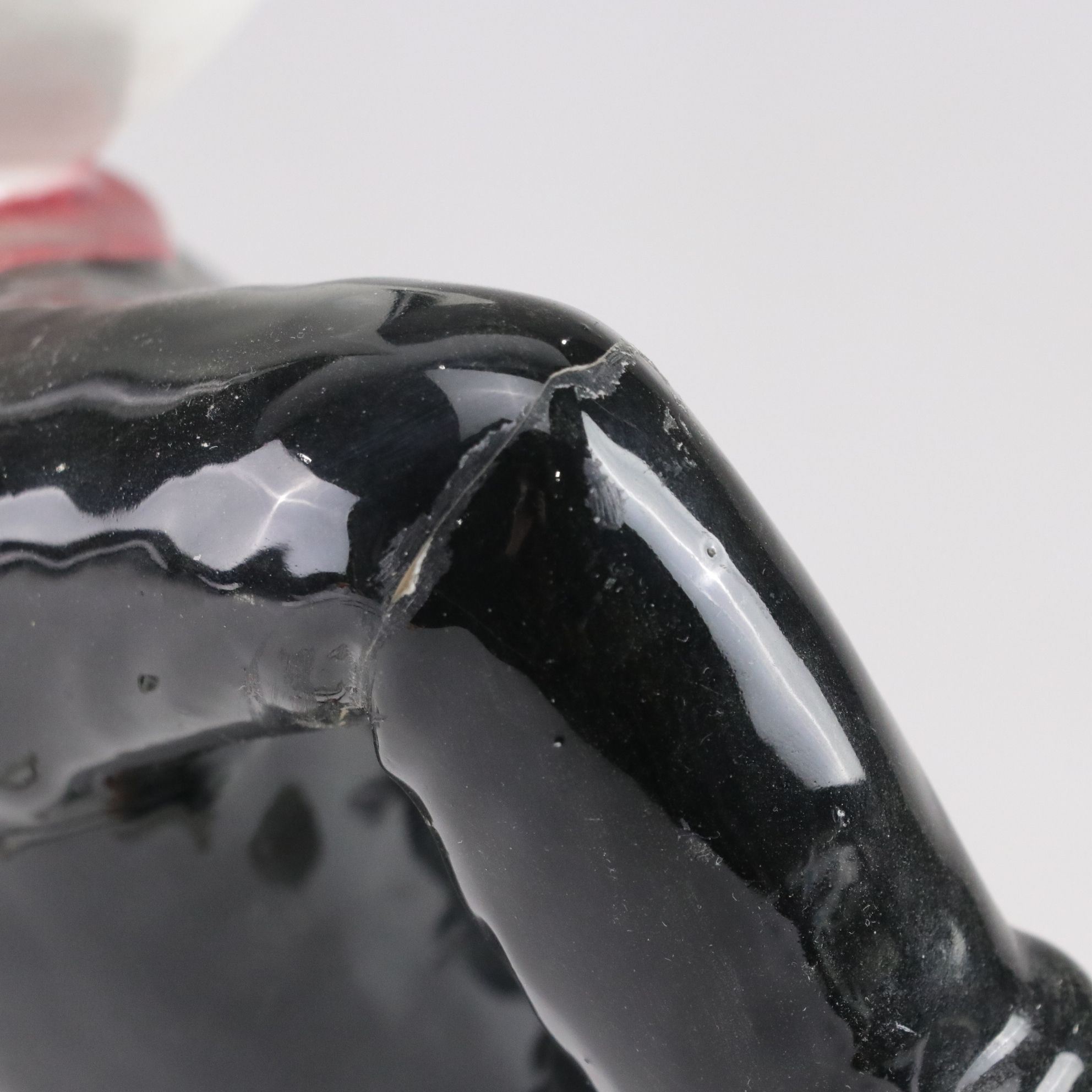 Mid-Century Italian Ceramic Spaghetti Cat Figurines