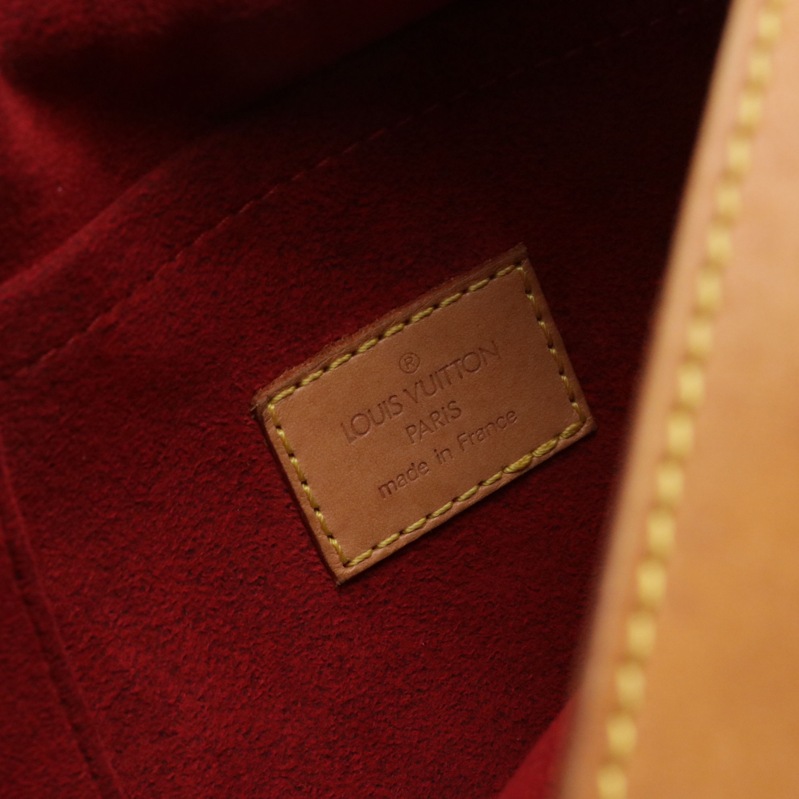 Louis Vuitton Croissant MM Shoulder Bag in Monogram Canvas and Leather