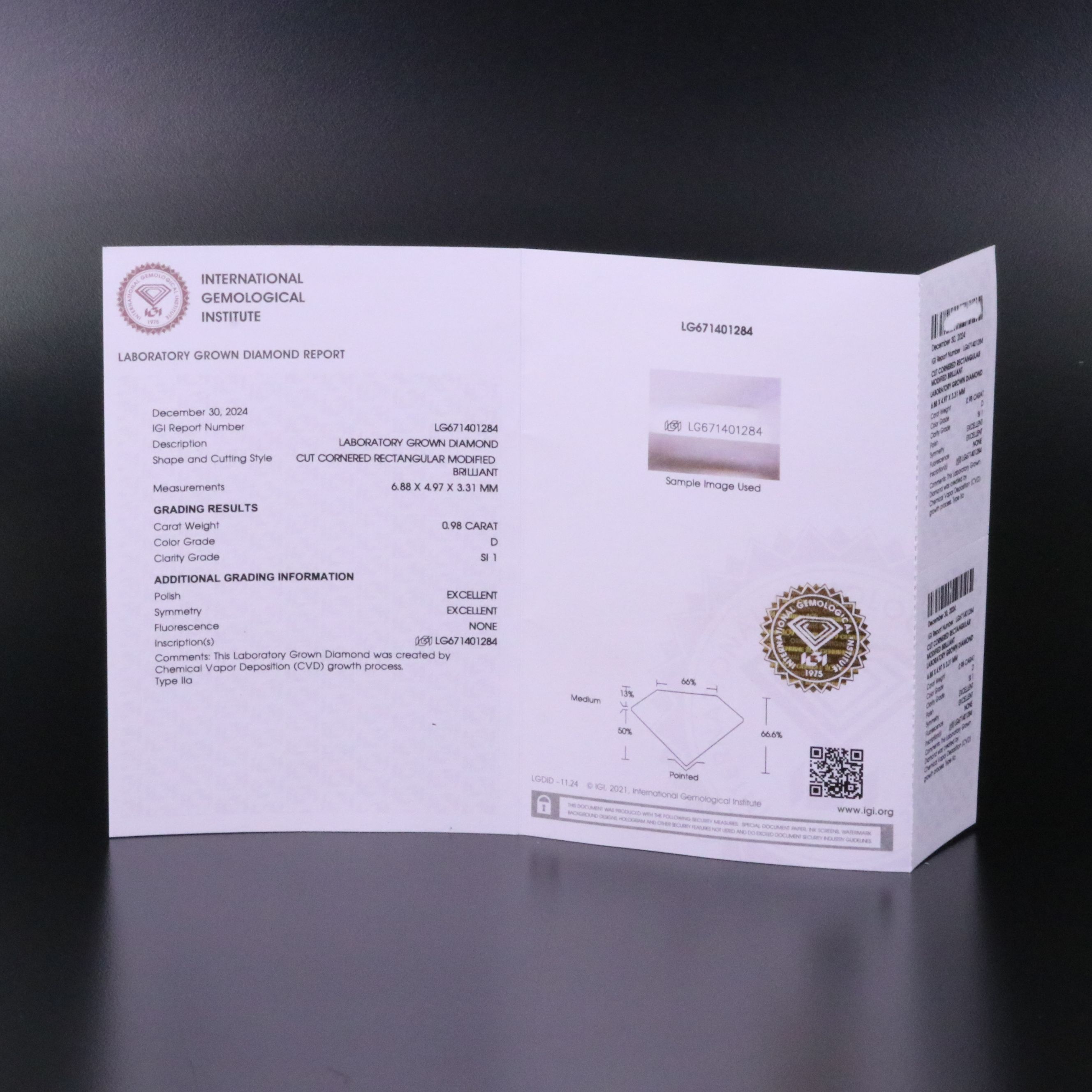 Loose 0.98 CT Lab Grown Diamond with IGI Report