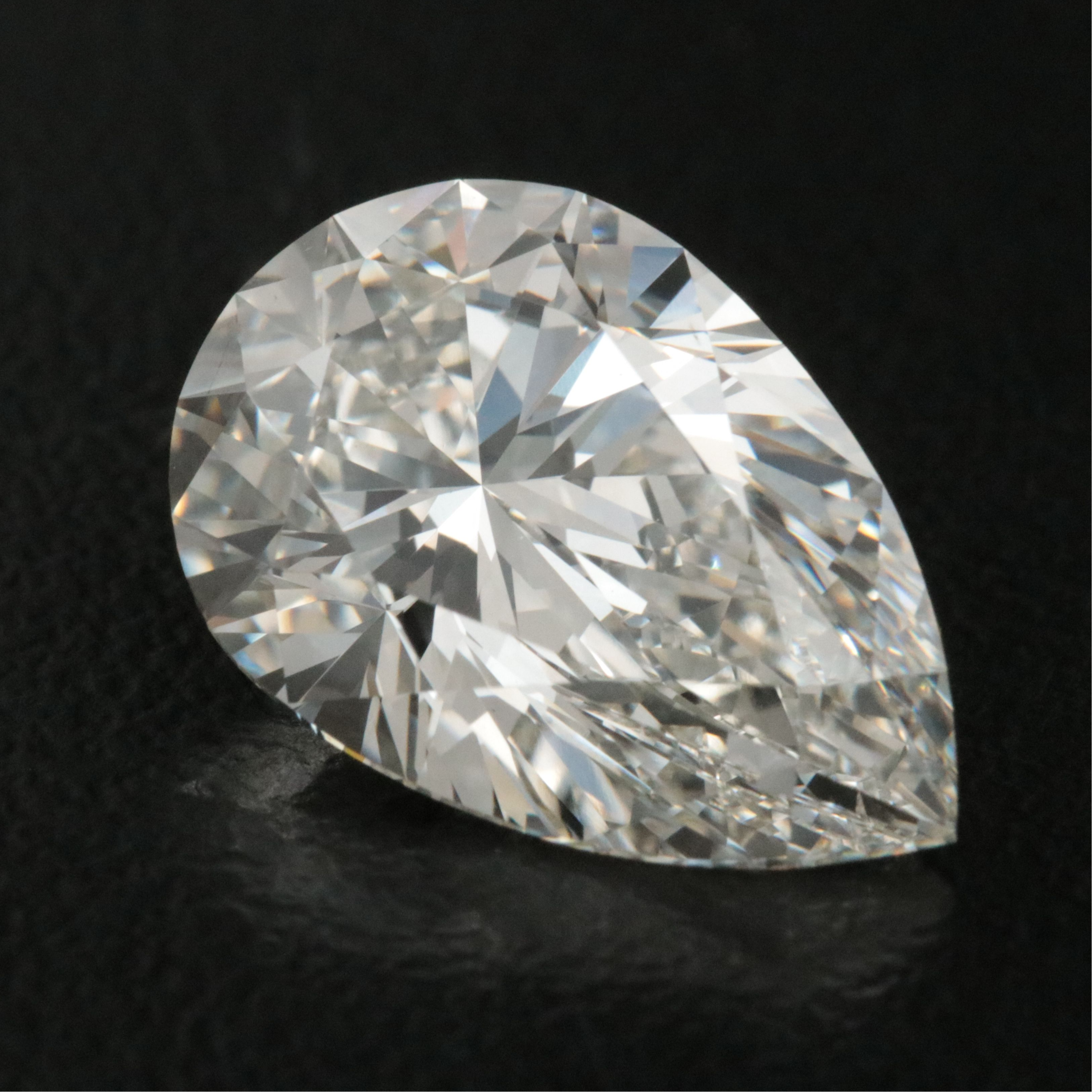 Loose 4.22 CT Lab Grown Diamond with IGI Report