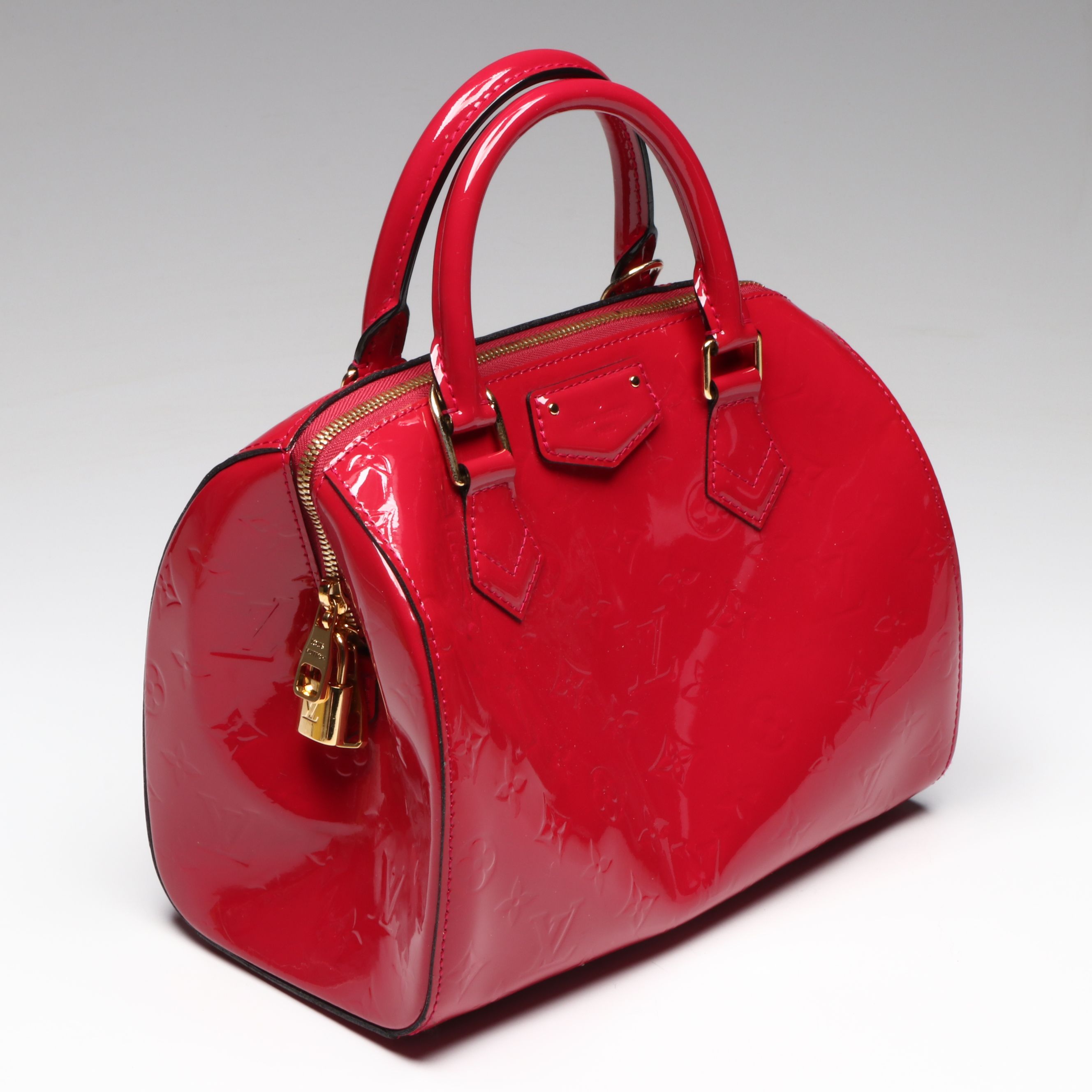 Louis Vuitton Montana Bag in Pomme d'Amour Monogram Vernis Leather