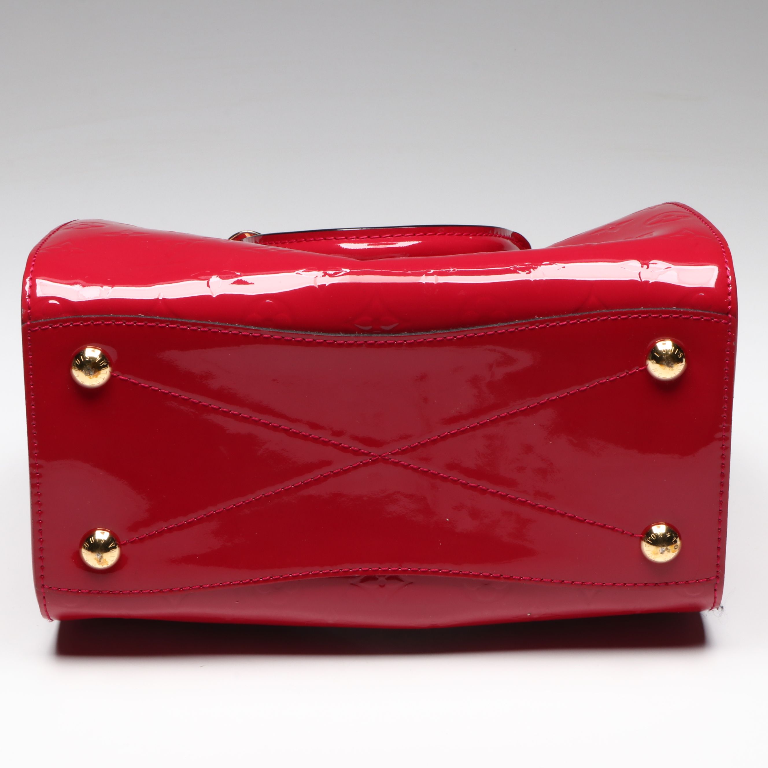 Louis Vuitton Montana Bag in Pomme d'Amour Monogram Vernis Leather