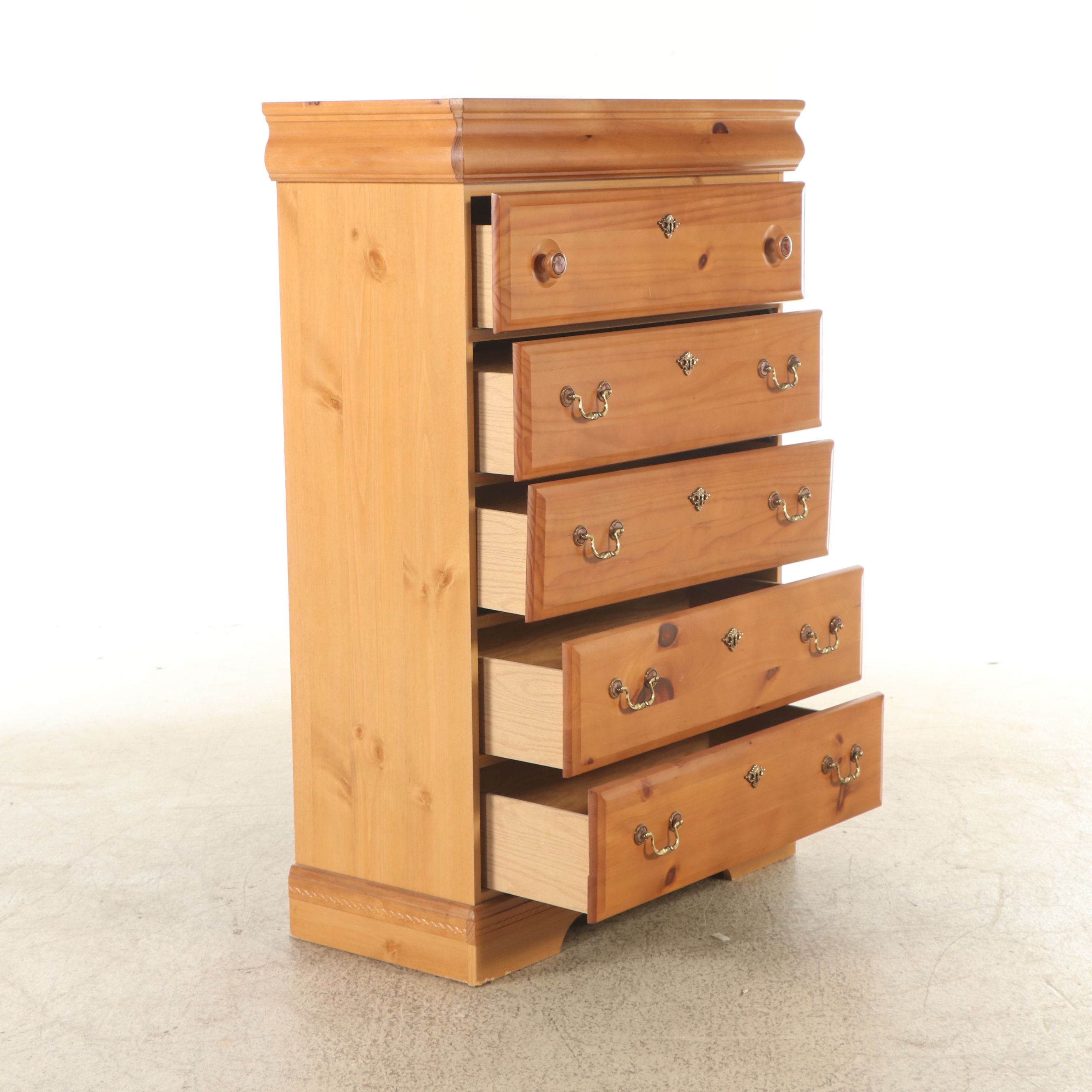 Colonial Style Pine Chest of Drawers