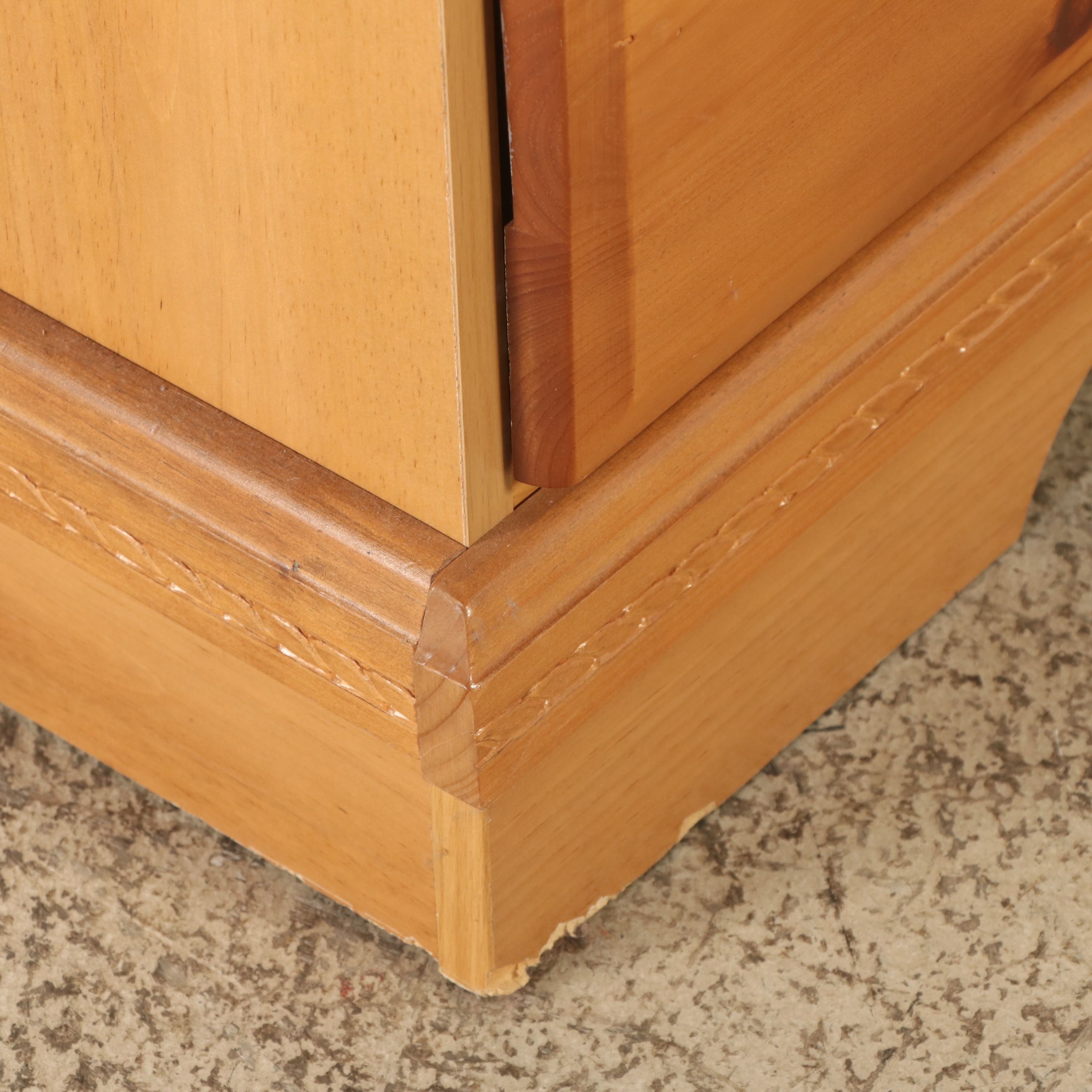 Colonial Style Pine Chest of Drawers